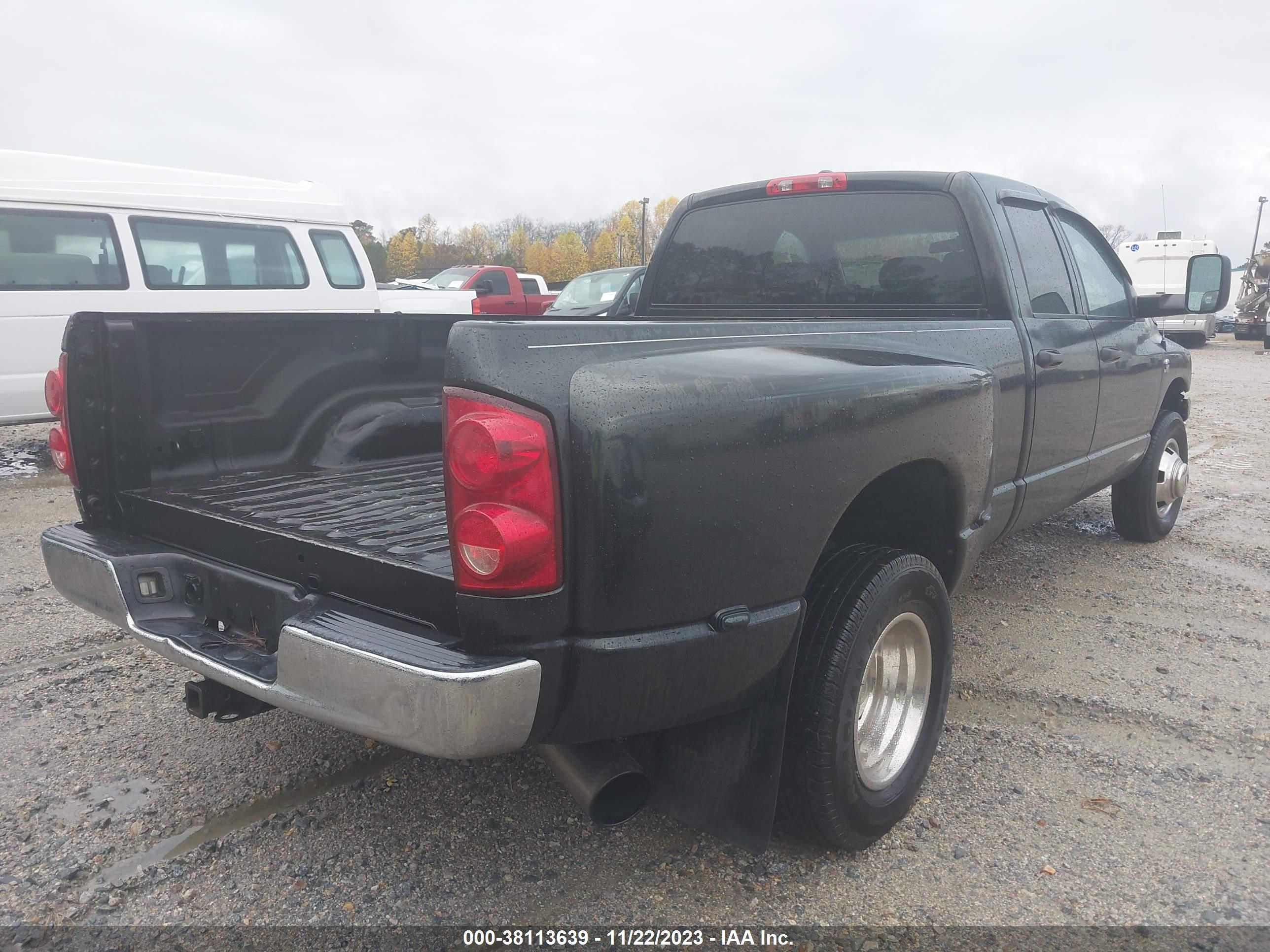 Photo 3 VIN: 3D7ML48A37G815432 - DODGE RAM 