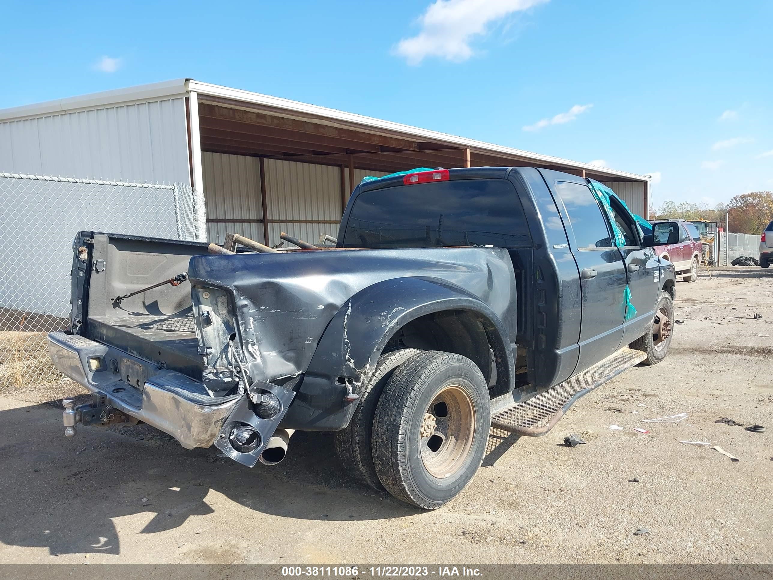 Photo 3 VIN: 3D7ML49A57G781413 - DODGE RAM 