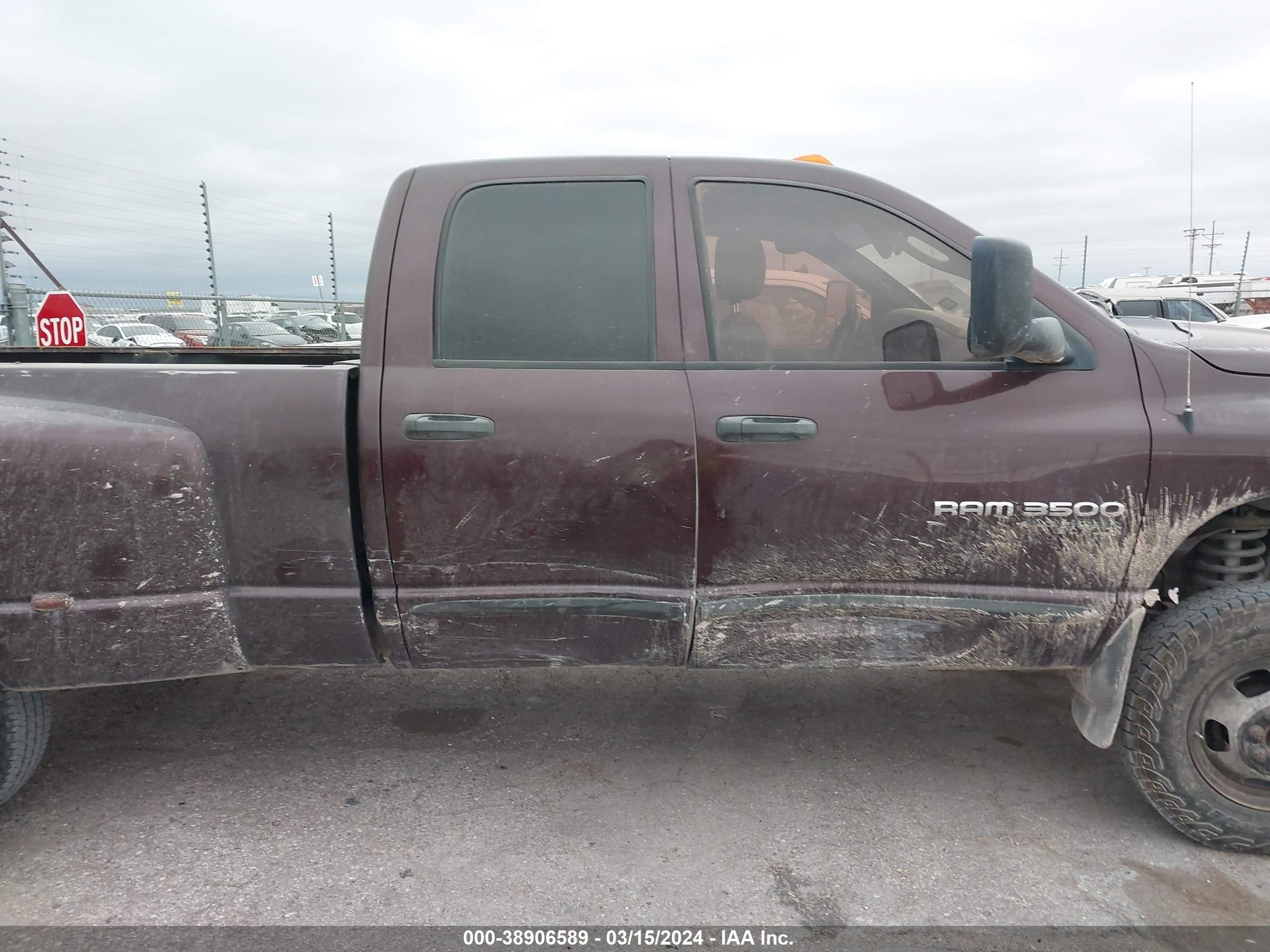 Photo 15 VIN: 3D7MS48C95G843155 - DODGE RAM 