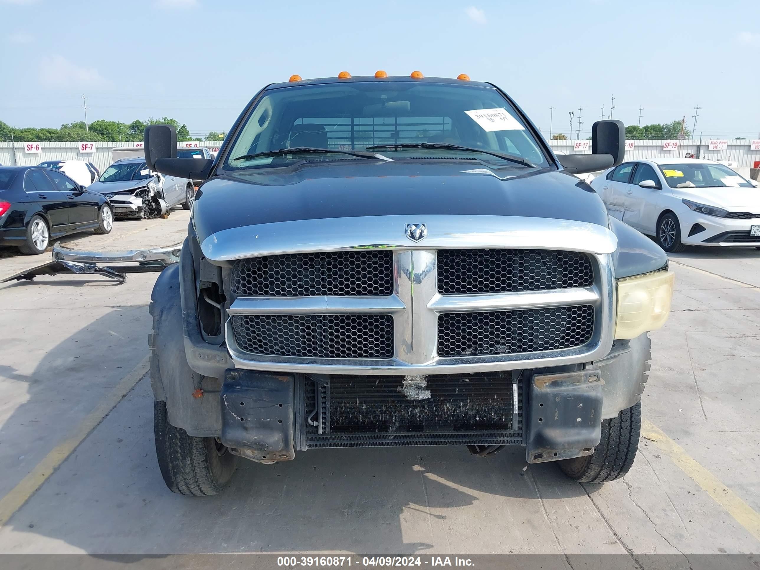 Photo 12 VIN: 3D7MU48C23G727951 - DODGE RAM 