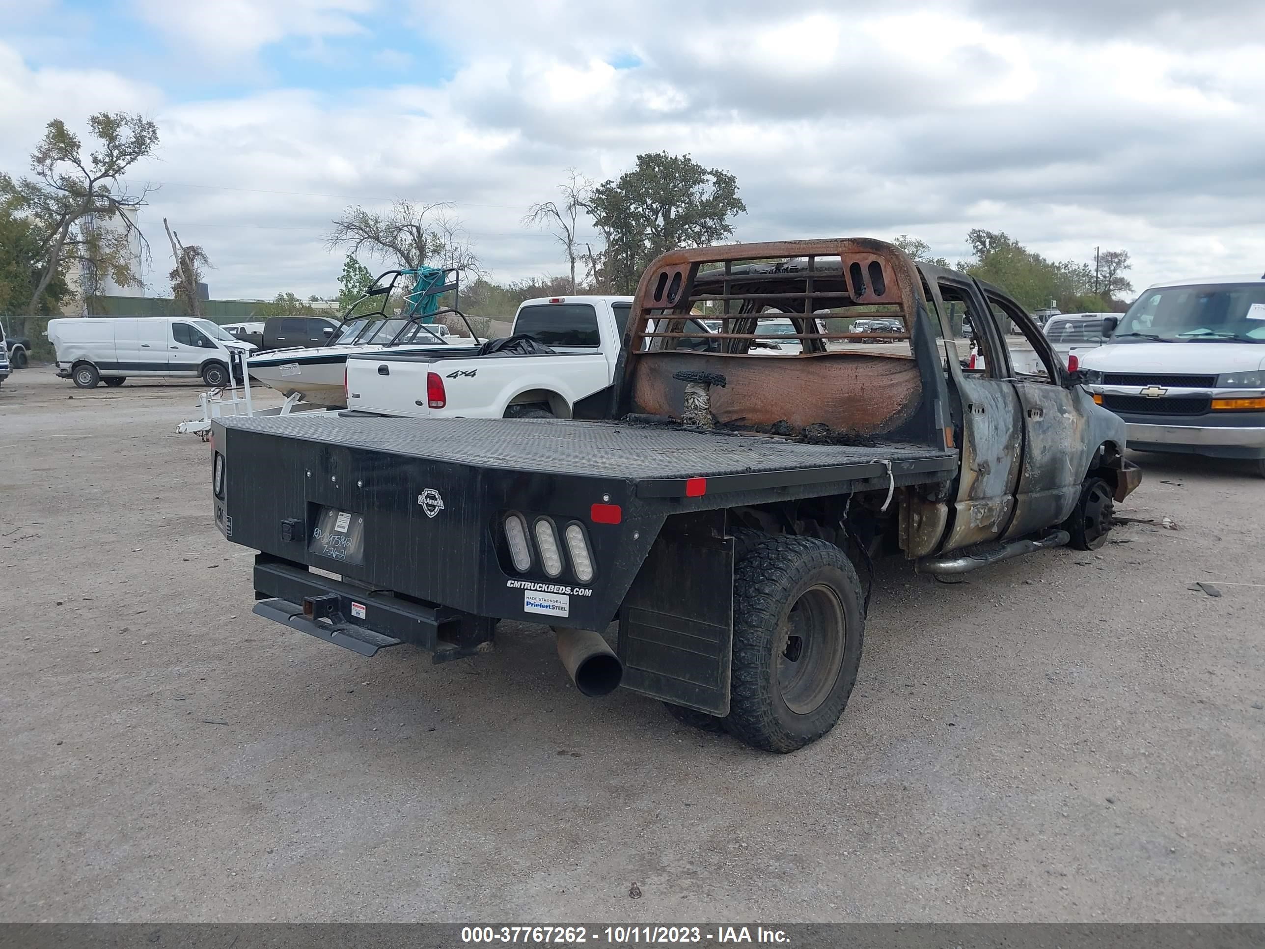 Photo 3 VIN: 3D7MU48C33G782263 - DODGE RAM 