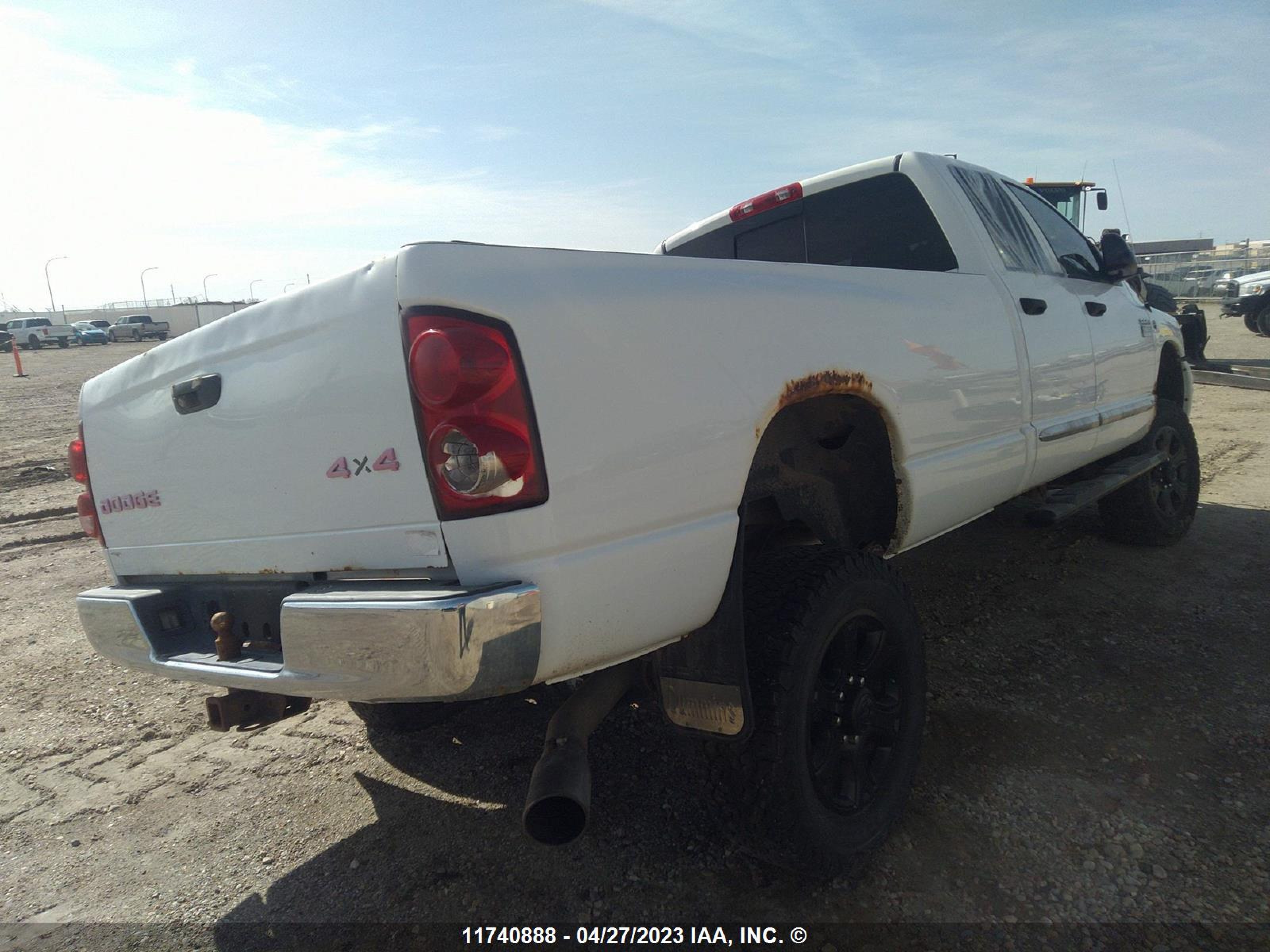 Photo 3 VIN: 3D7MX38A27G812519 - DODGE RAM 