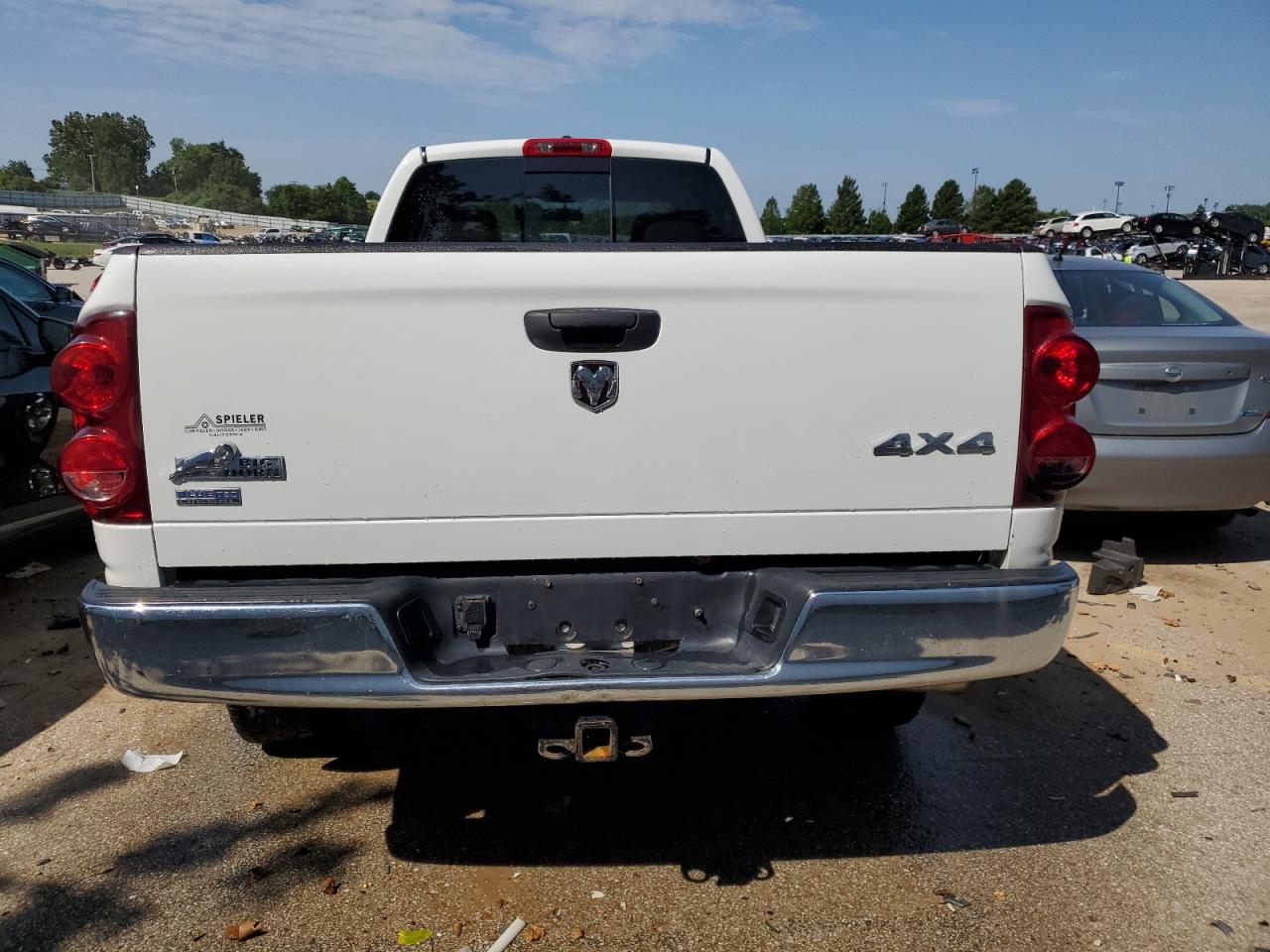 Photo 5 VIN: 3D7MX38A28G137210 - DODGE RAM 