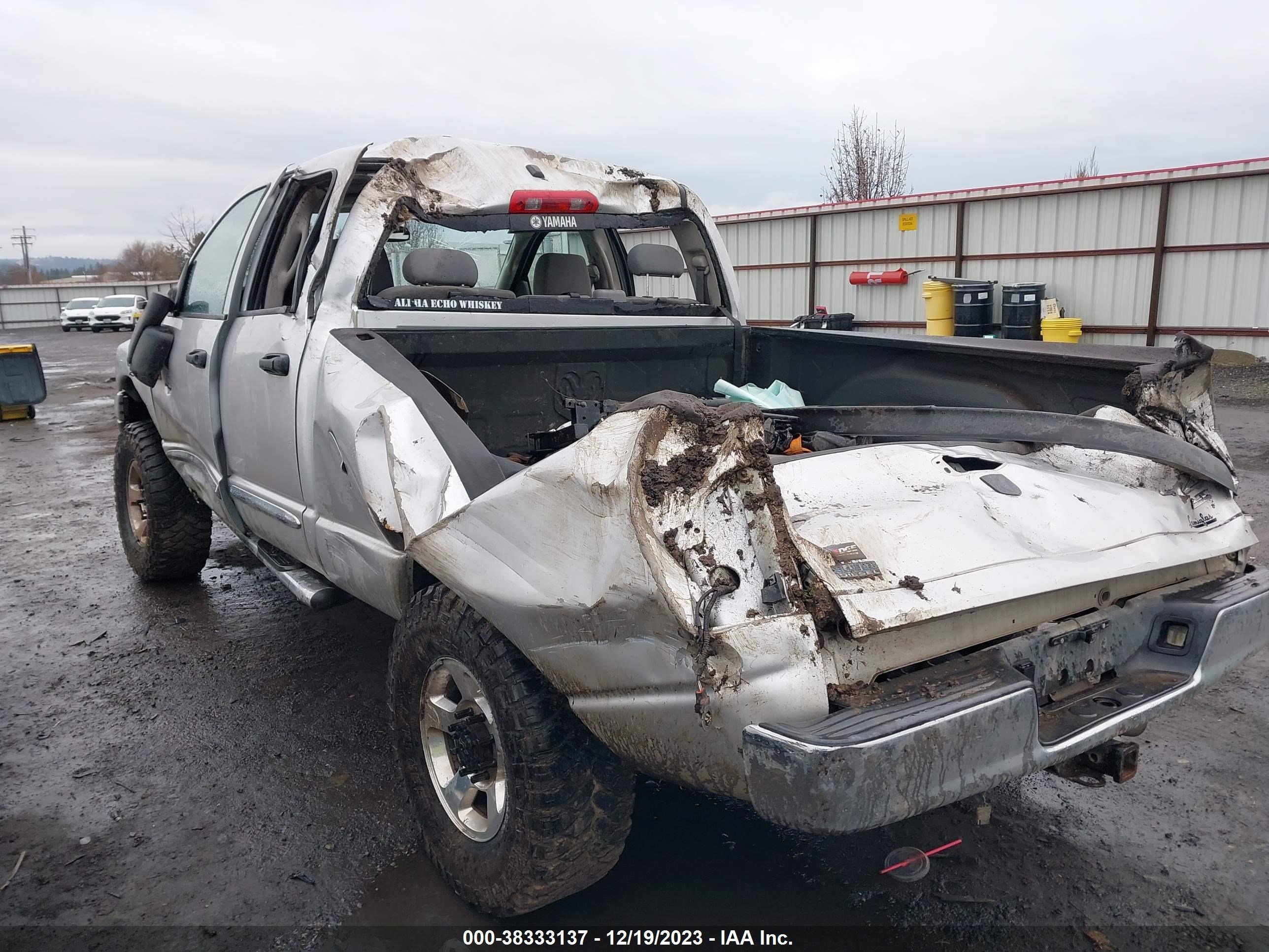 Photo 2 VIN: 3D7MX38A98G204191 - DODGE RAM 