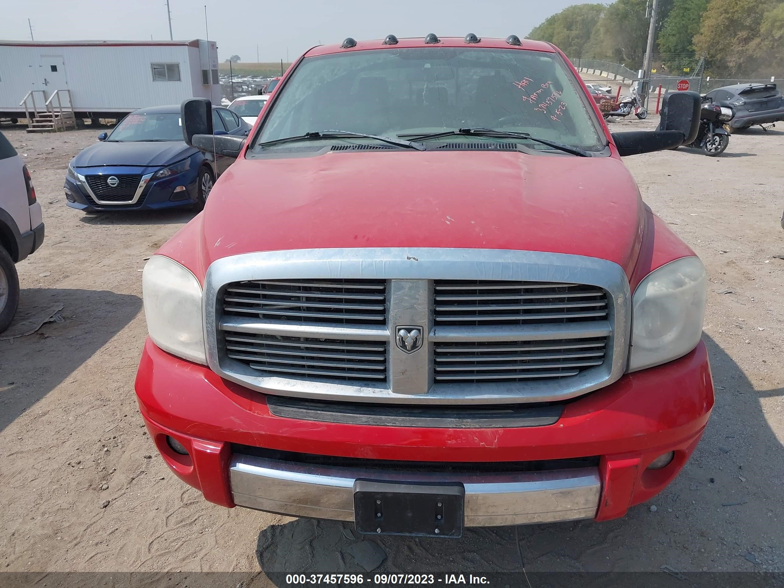 Photo 11 VIN: 3D7MX39CX7G701880 - DODGE RAM 