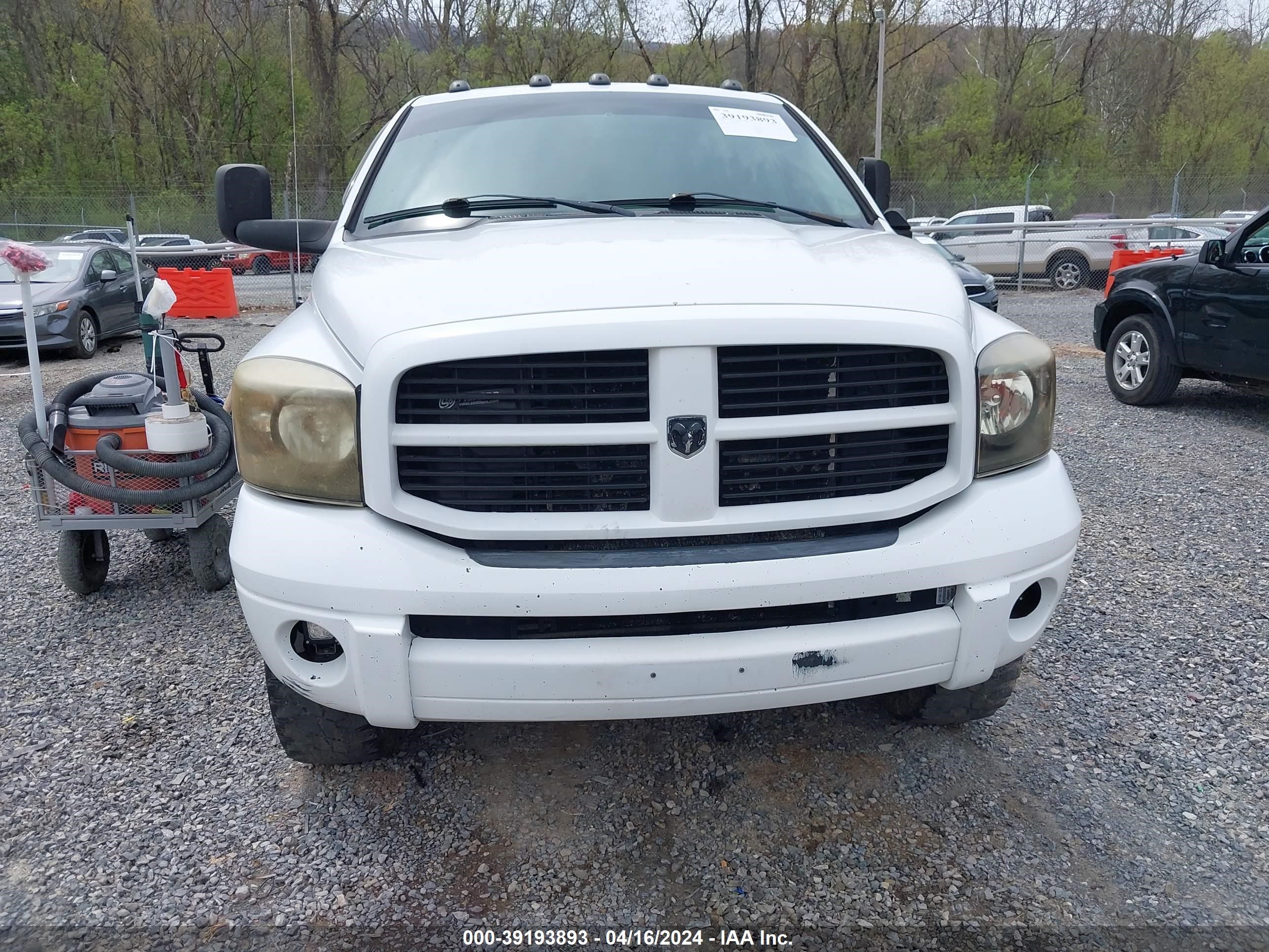 Photo 14 VIN: 3D7MX48C07G701135 - DODGE RAM 