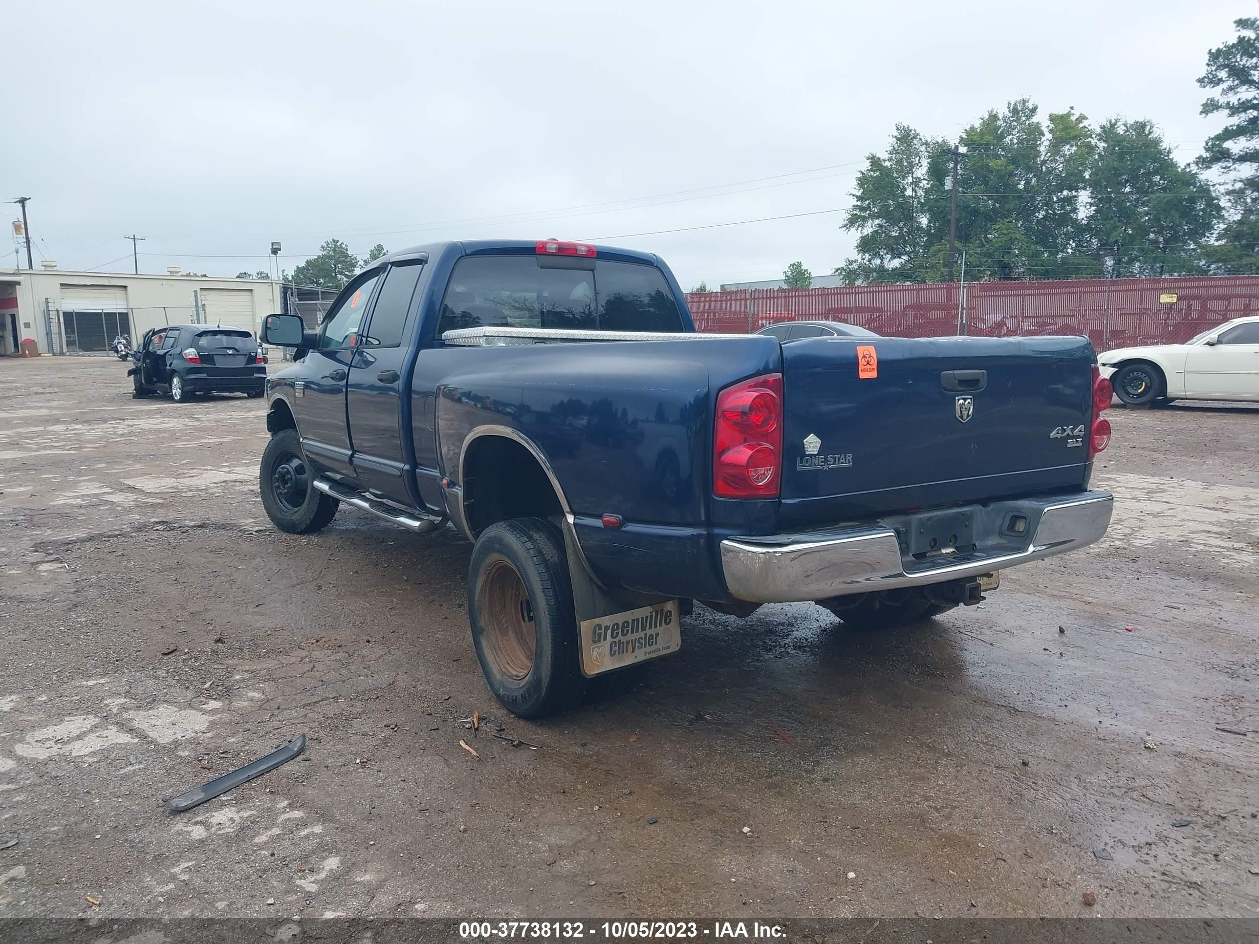 Photo 2 VIN: 3D7MX48C17G732474 - DODGE RAM 