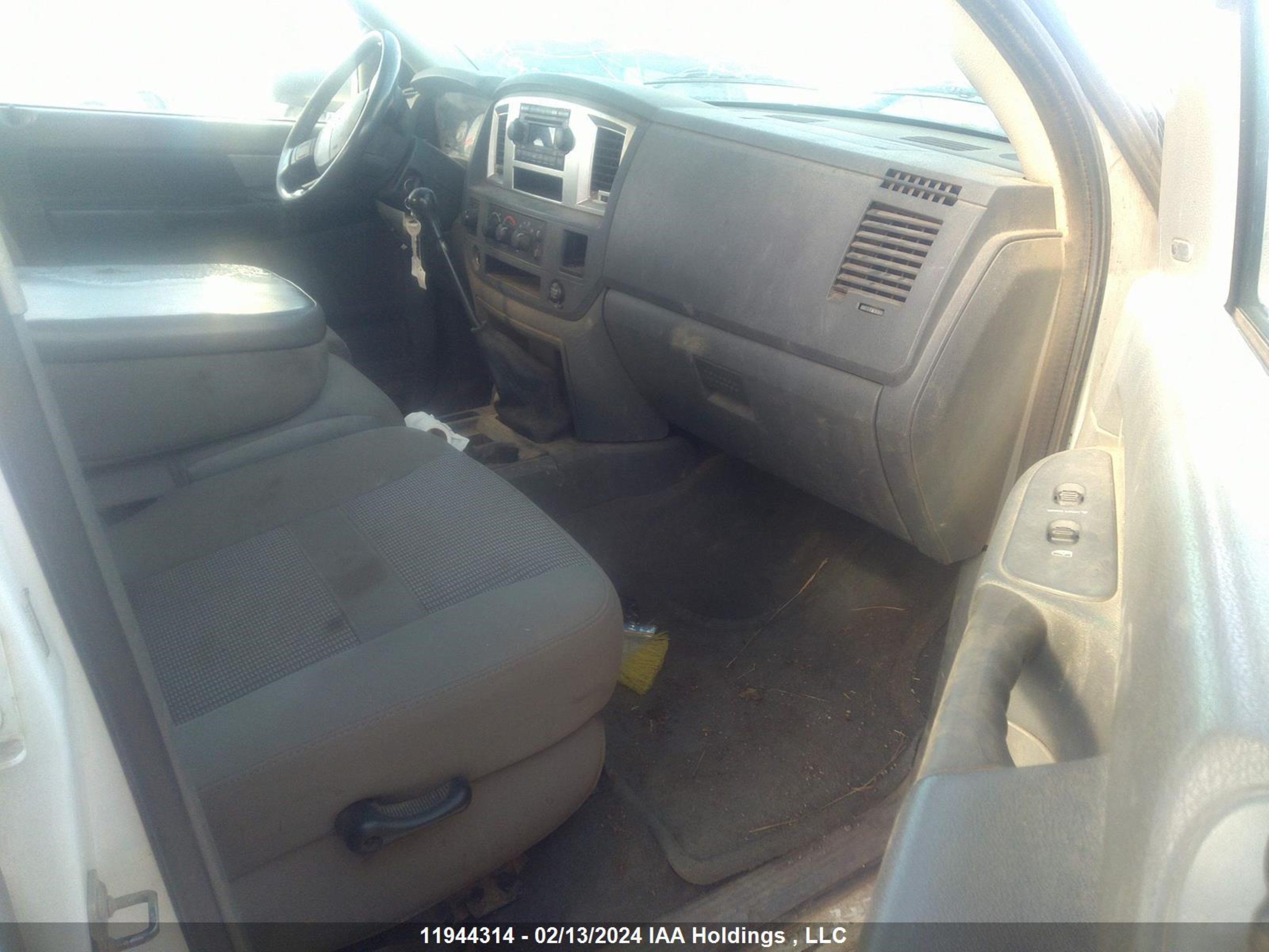 Photo 4 VIN: 3D7MX48C67G711541 - DODGE RAM 