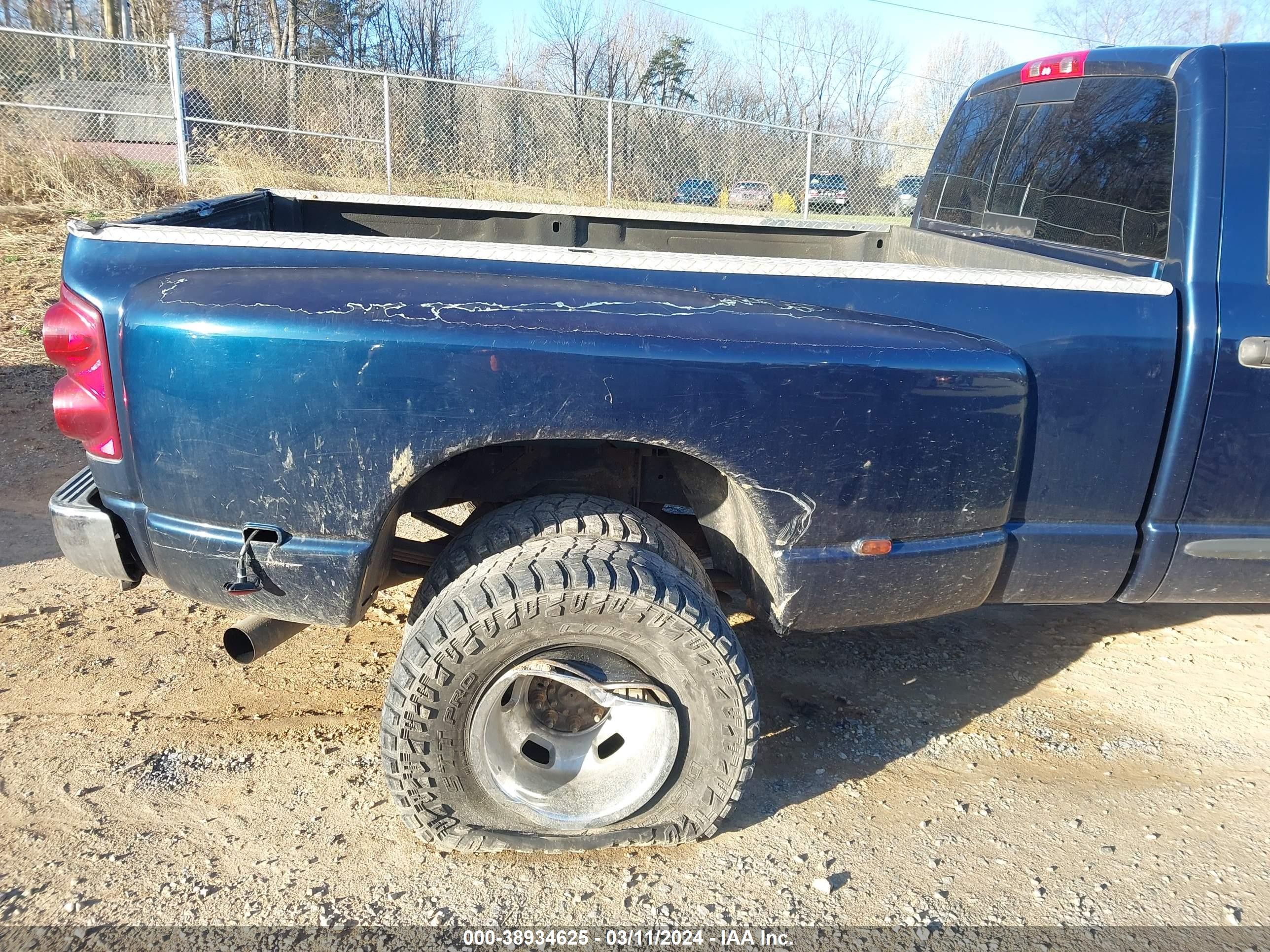 Photo 19 VIN: 3D7MX48C87G713114 - DODGE RAM 