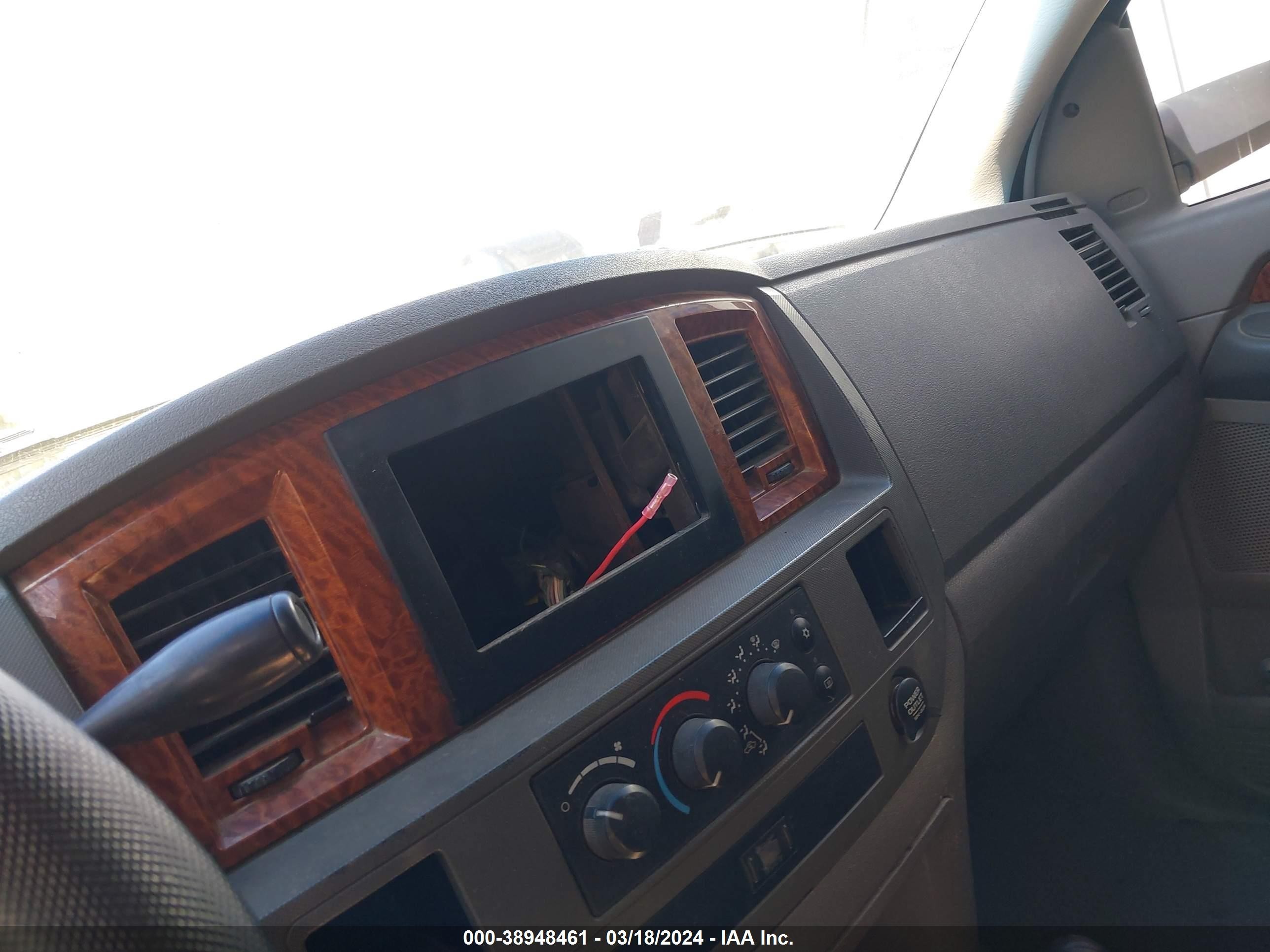 Photo 11 VIN: 3D7MX48C96G144689 - DODGE RAM 