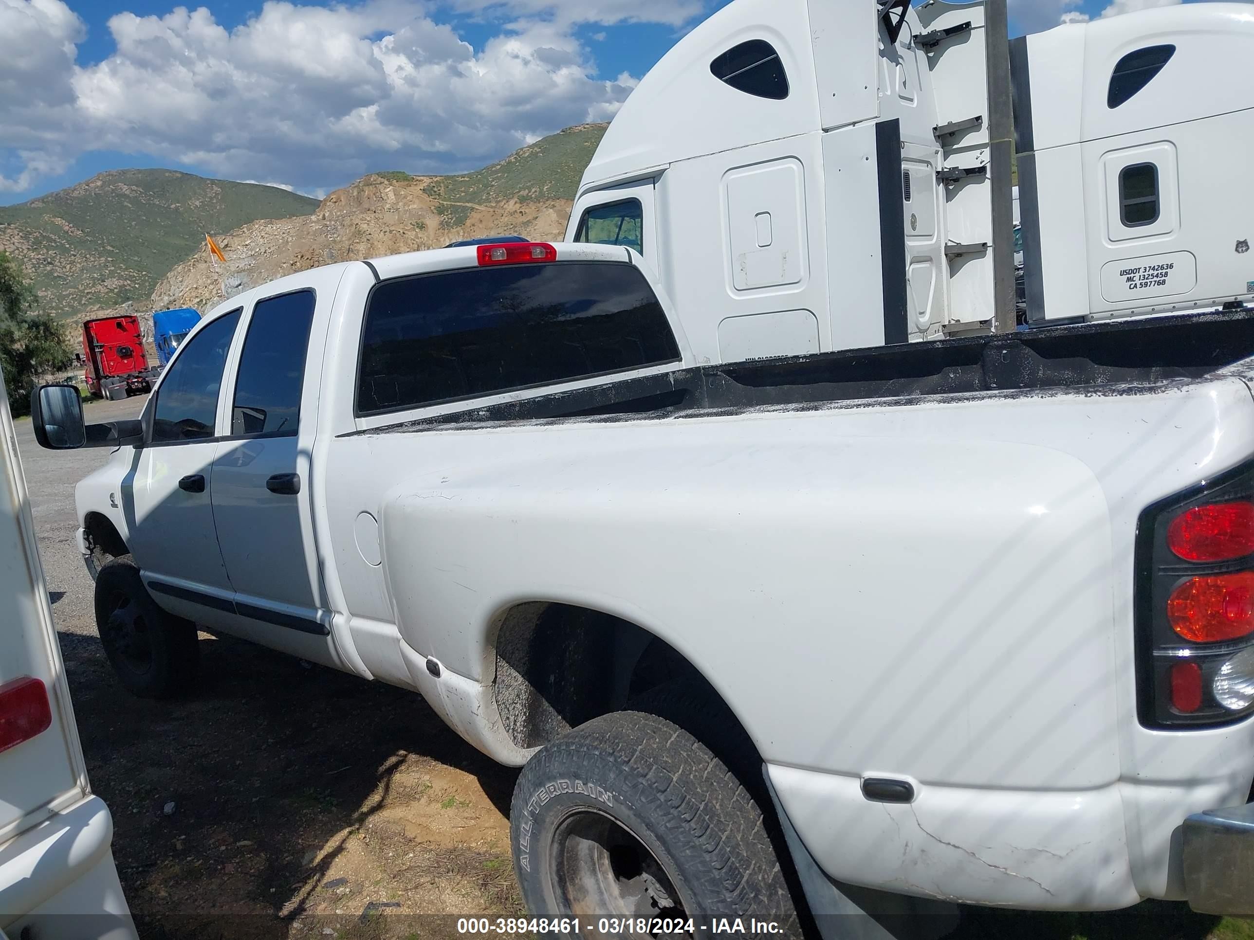 Photo 16 VIN: 3D7MX48C96G144689 - DODGE RAM 