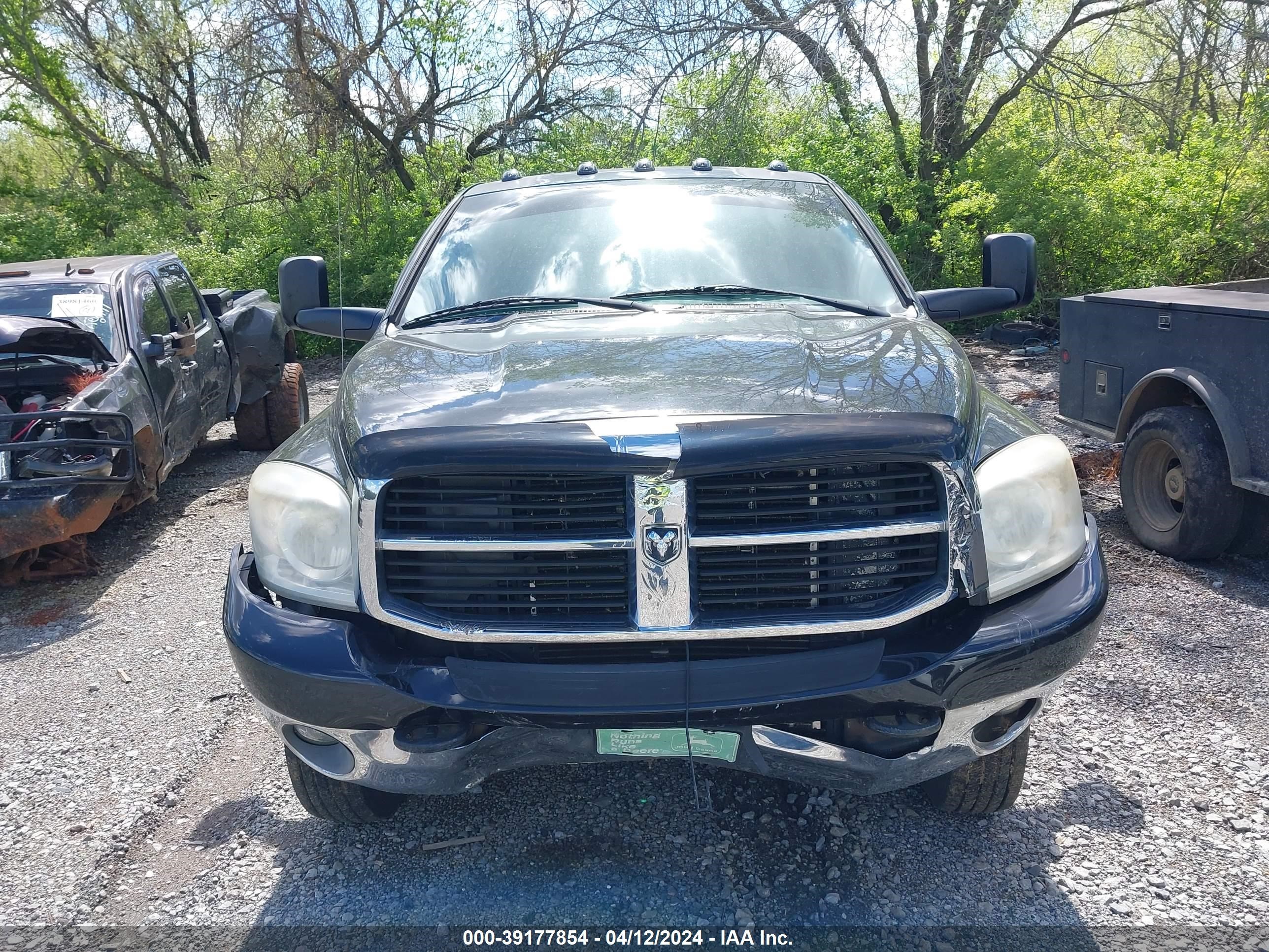 Photo 10 VIN: 3D7MX48CX7G717228 - DODGE RAM 