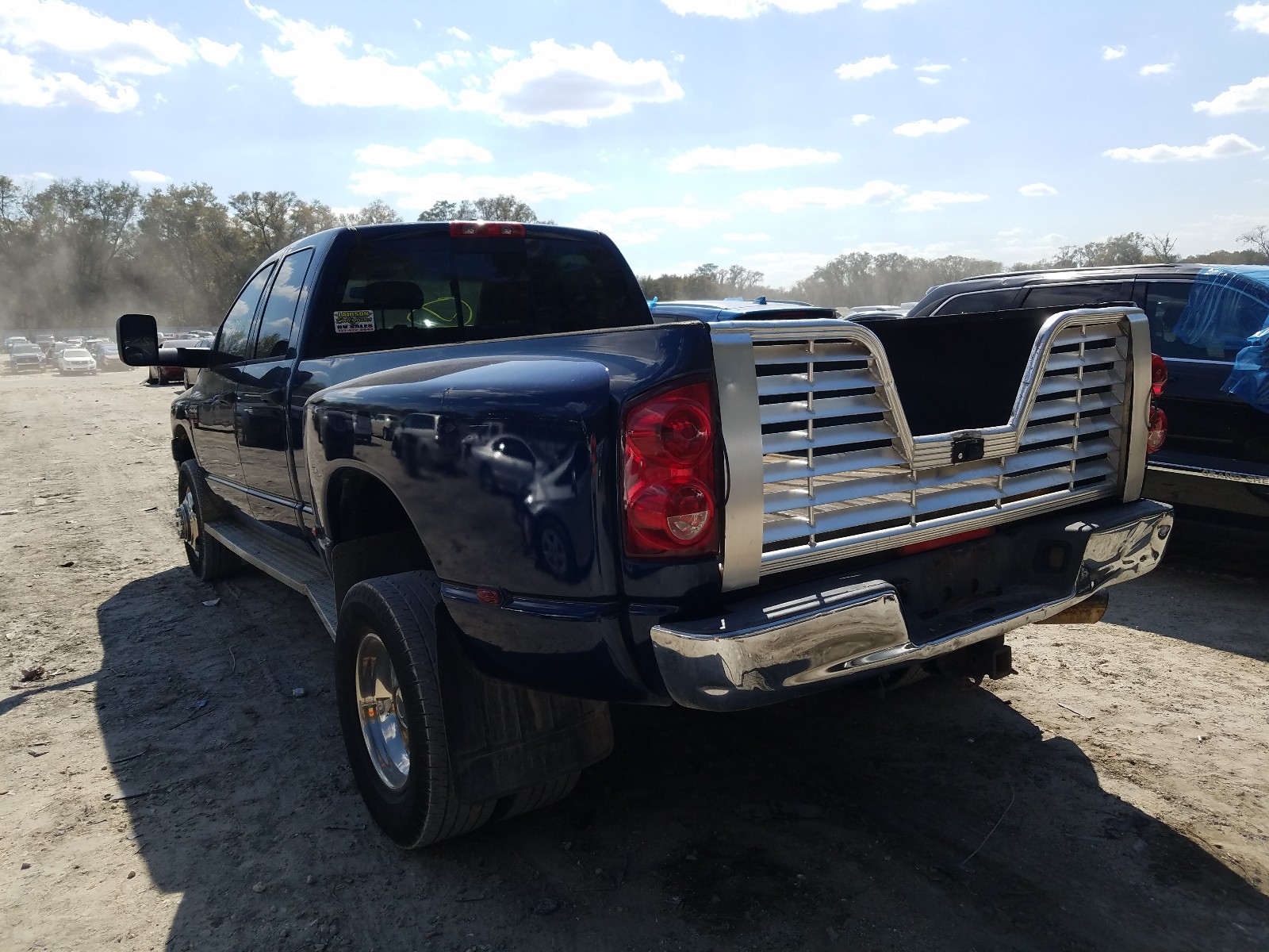 Photo 2 VIN: 3D7MX48L99G524989 - DODGE RAM 3500 