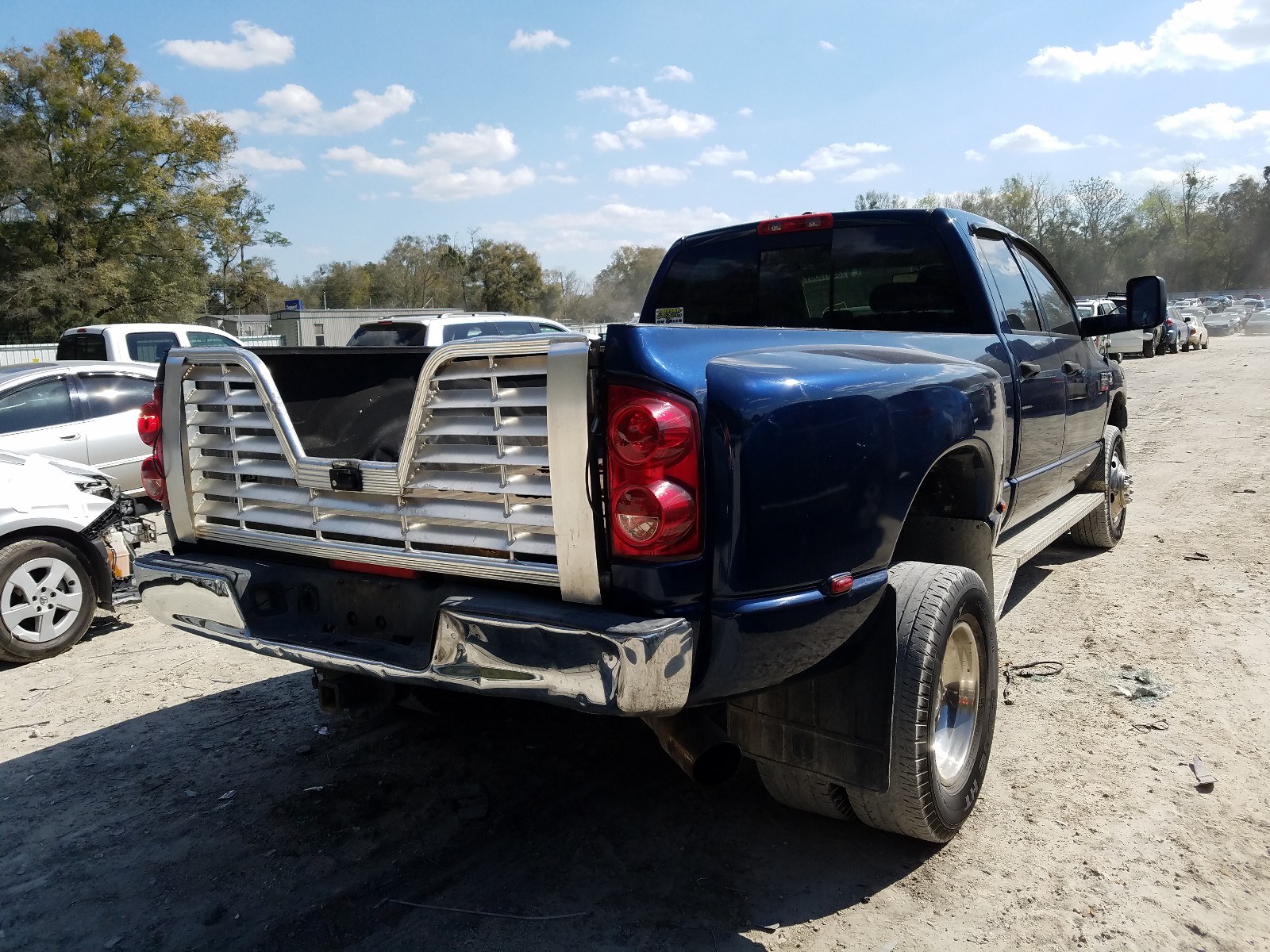 Photo 3 VIN: 3D7MX48L99G524989 - DODGE RAM 3500 