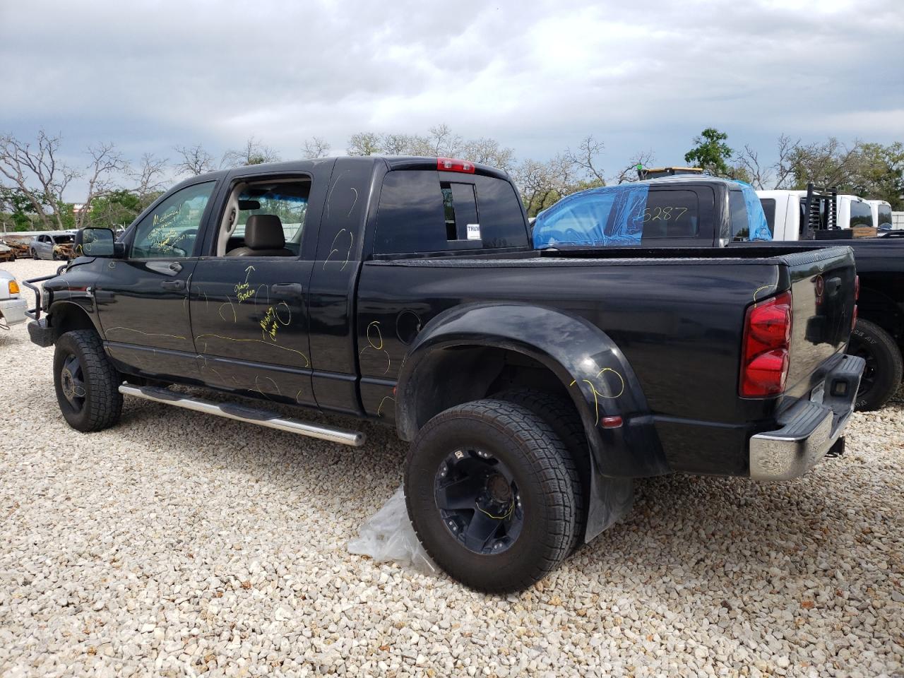 Photo 1 VIN: 3D7MX49C57G743475 - DODGE RAM 