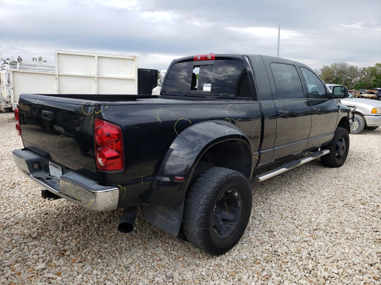 Photo 2 VIN: 3D7MX49C57G743475 - DODGE RAM 