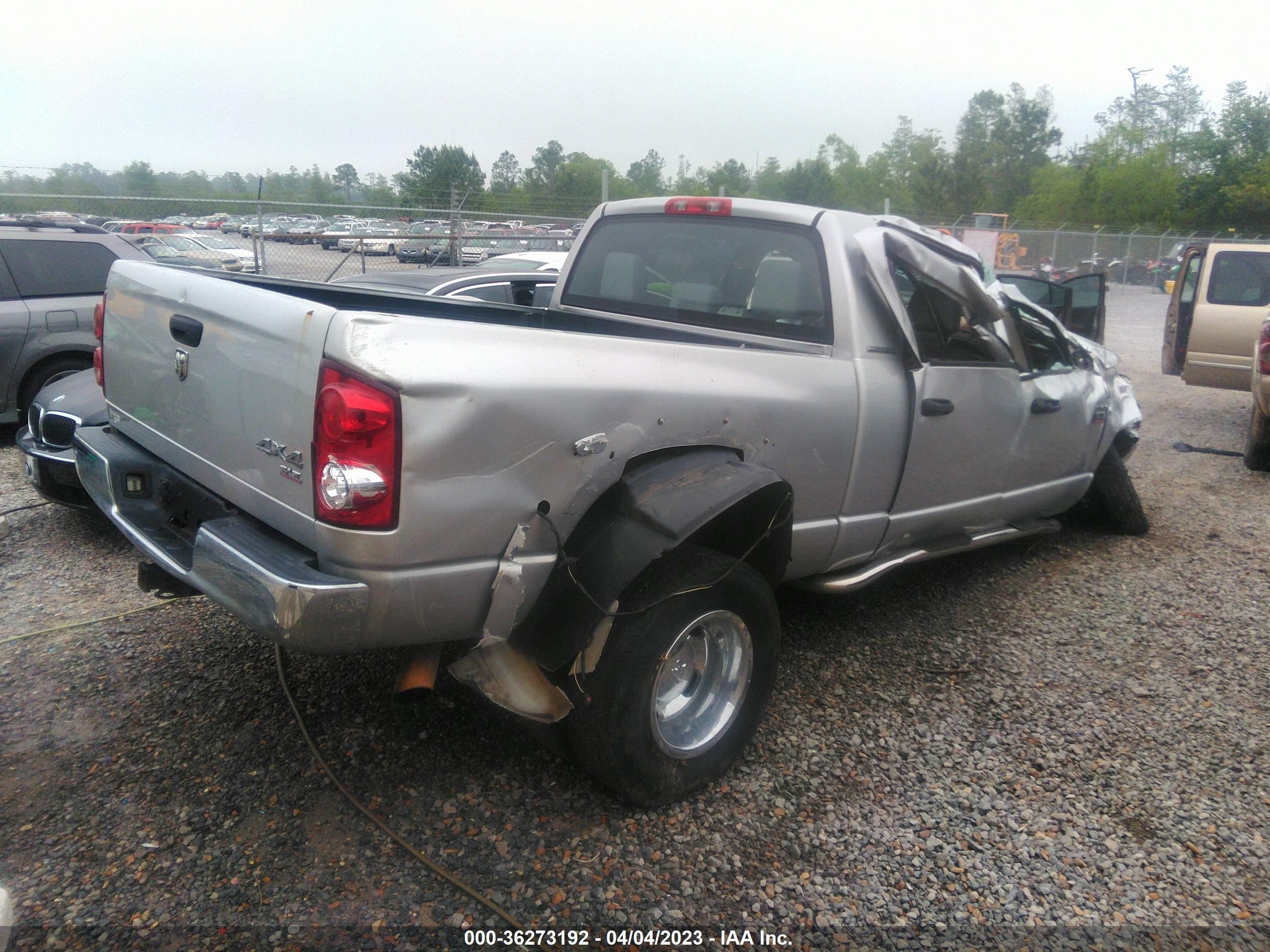 Photo 2 VIN: 3D7MX49C77G730193 - DODGE RAM 