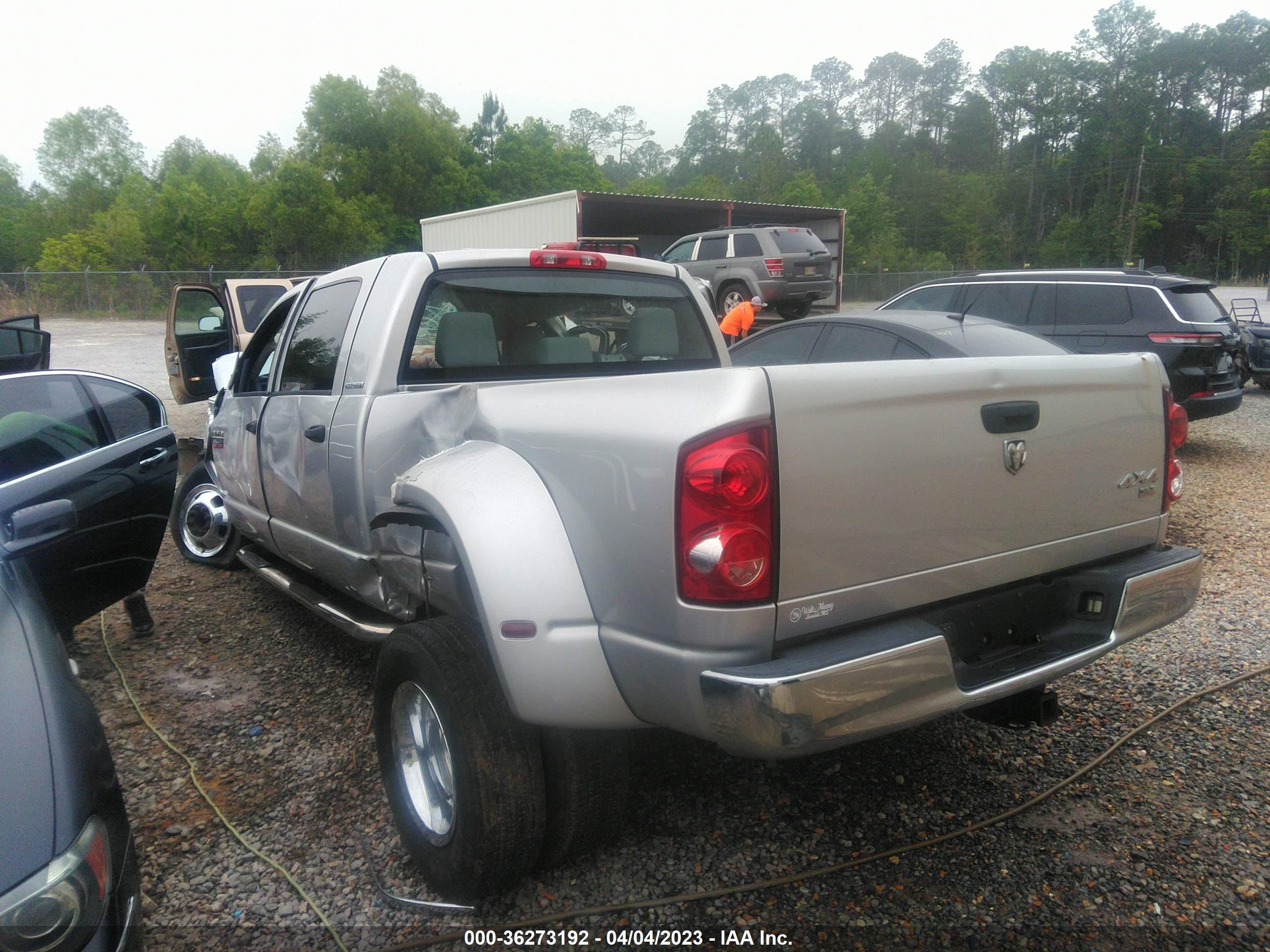 Photo 3 VIN: 3D7MX49C77G730193 - DODGE RAM 