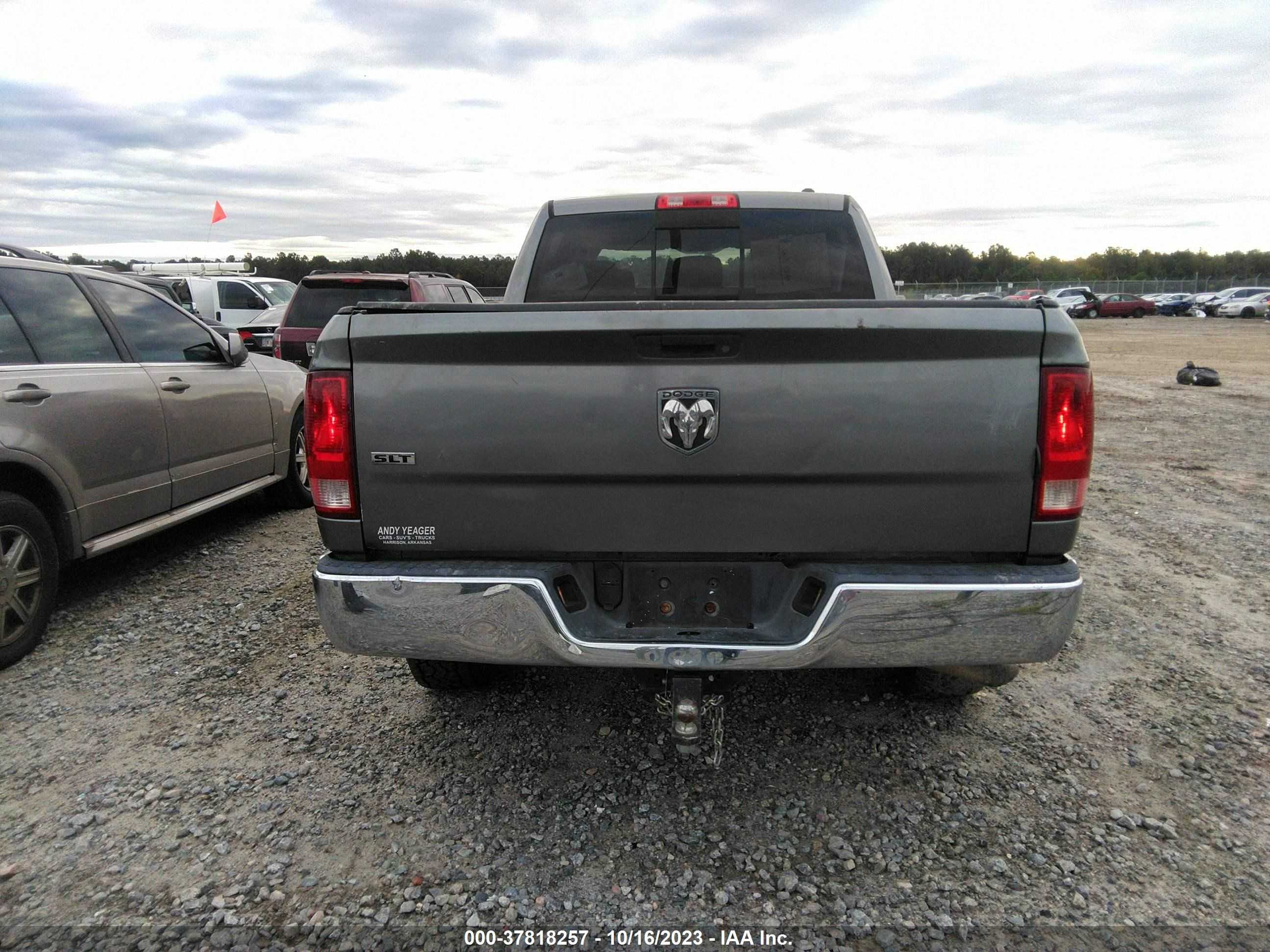 Photo 15 VIN: 3D7TP2CT2AG186427 - DODGE RAM 