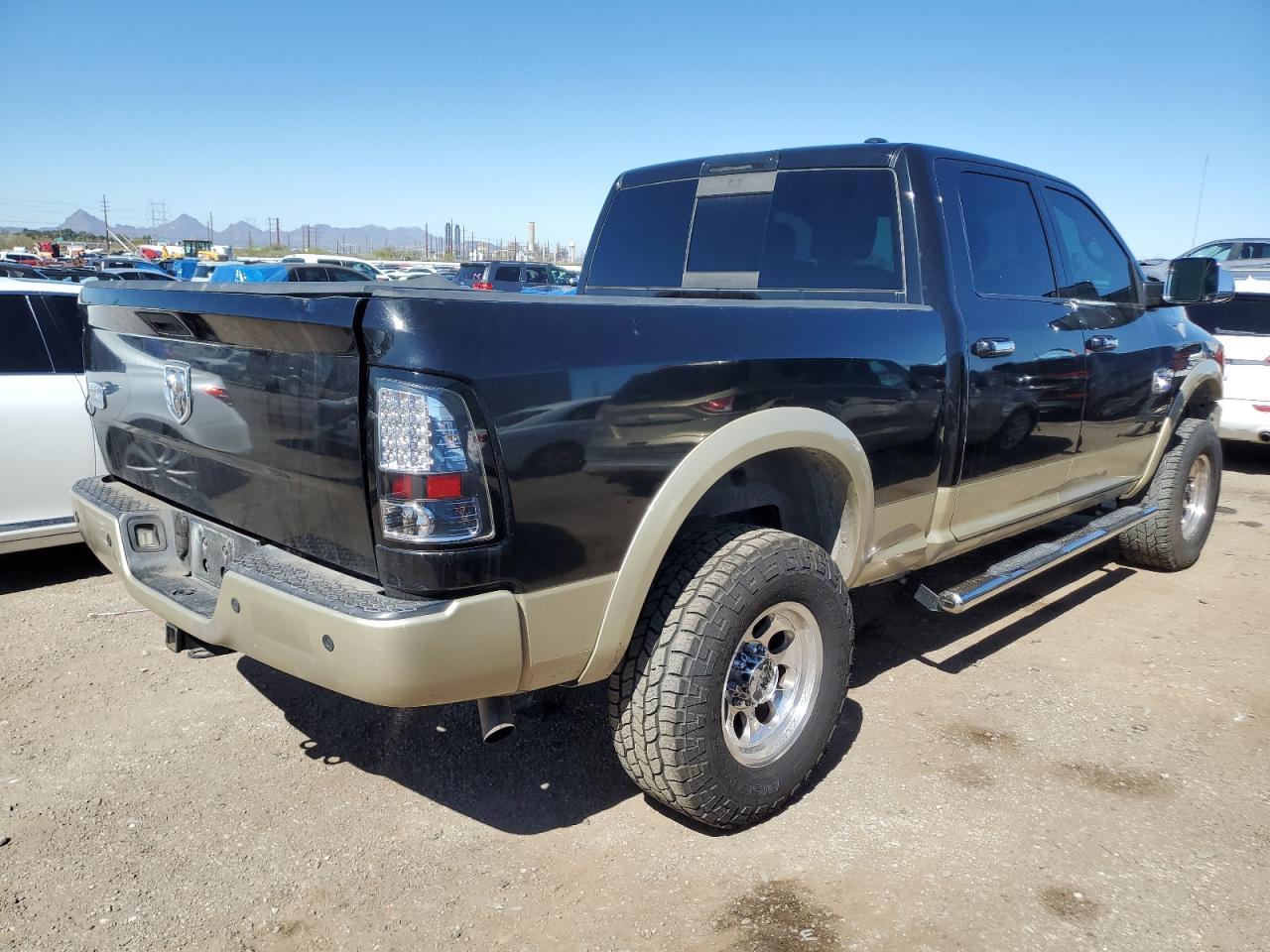 Photo 2 VIN: 3D7TT2CT1BG584564 - DODGE RAM 