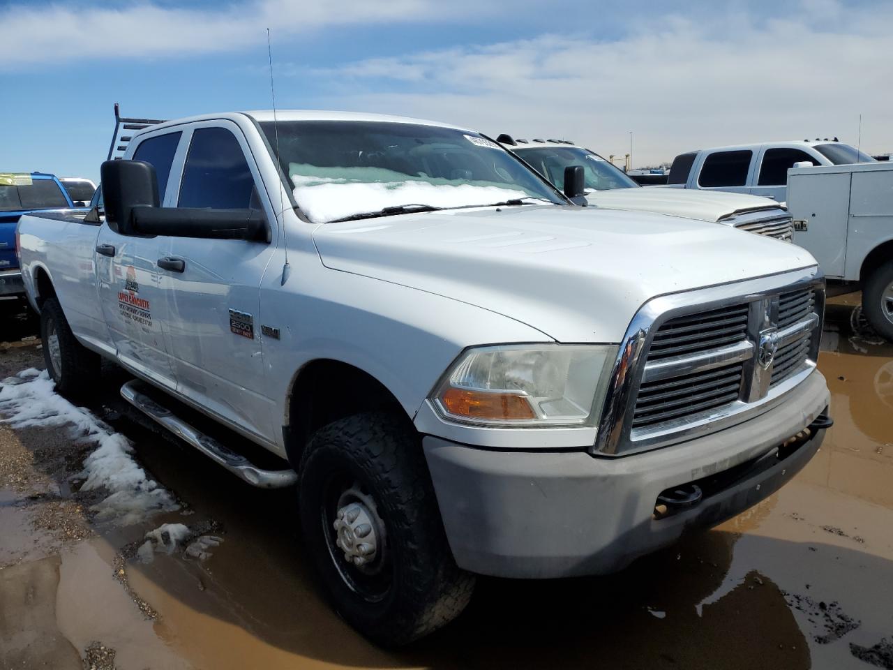 Photo 3 VIN: 3D7TT2CT5BG577245 - DODGE RAM 