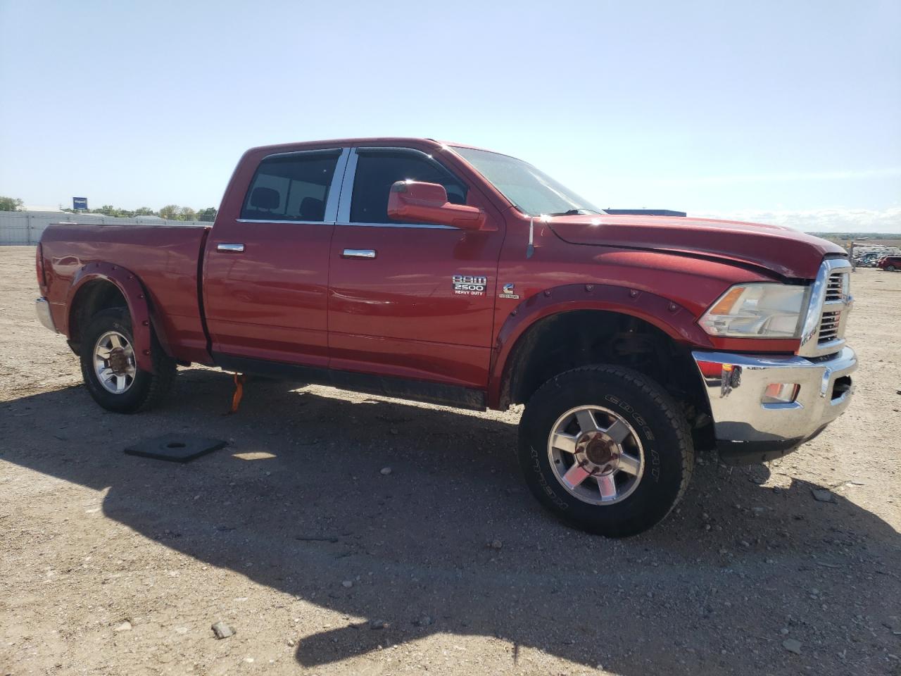 Photo 3 VIN: 3D7UT2CL4AG116749 - DODGE RAM 