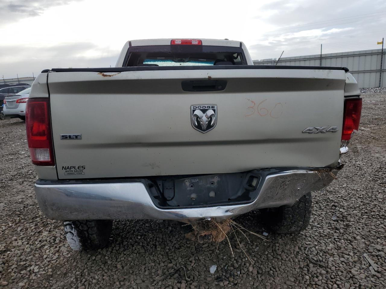 Photo 5 VIN: 3D7UT2CL8AG127253 - DODGE RAM 