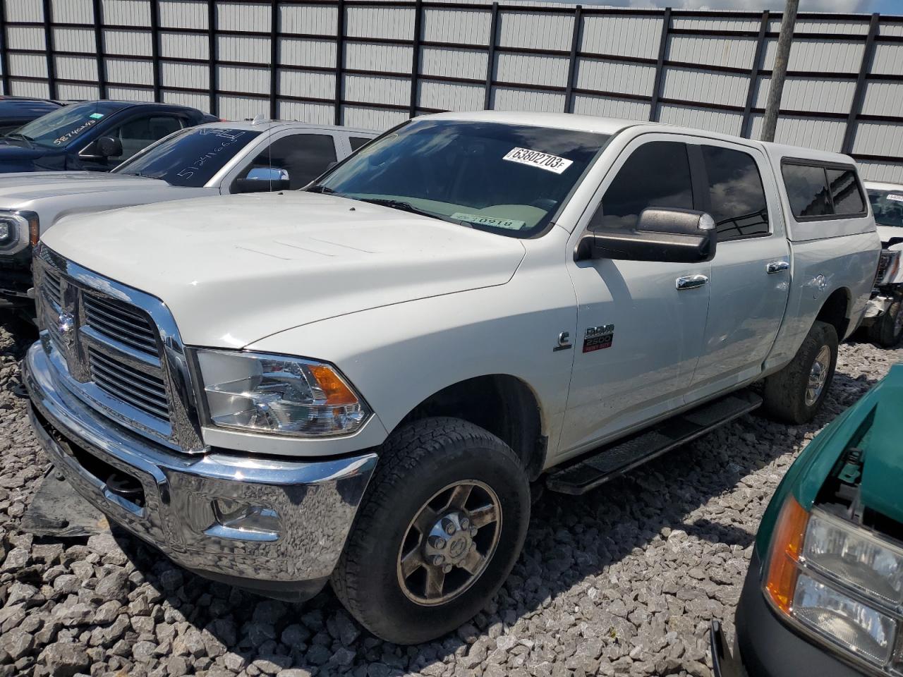 Photo 0 VIN: 3D7UT2CL9BG571694 - DODGE RAM 