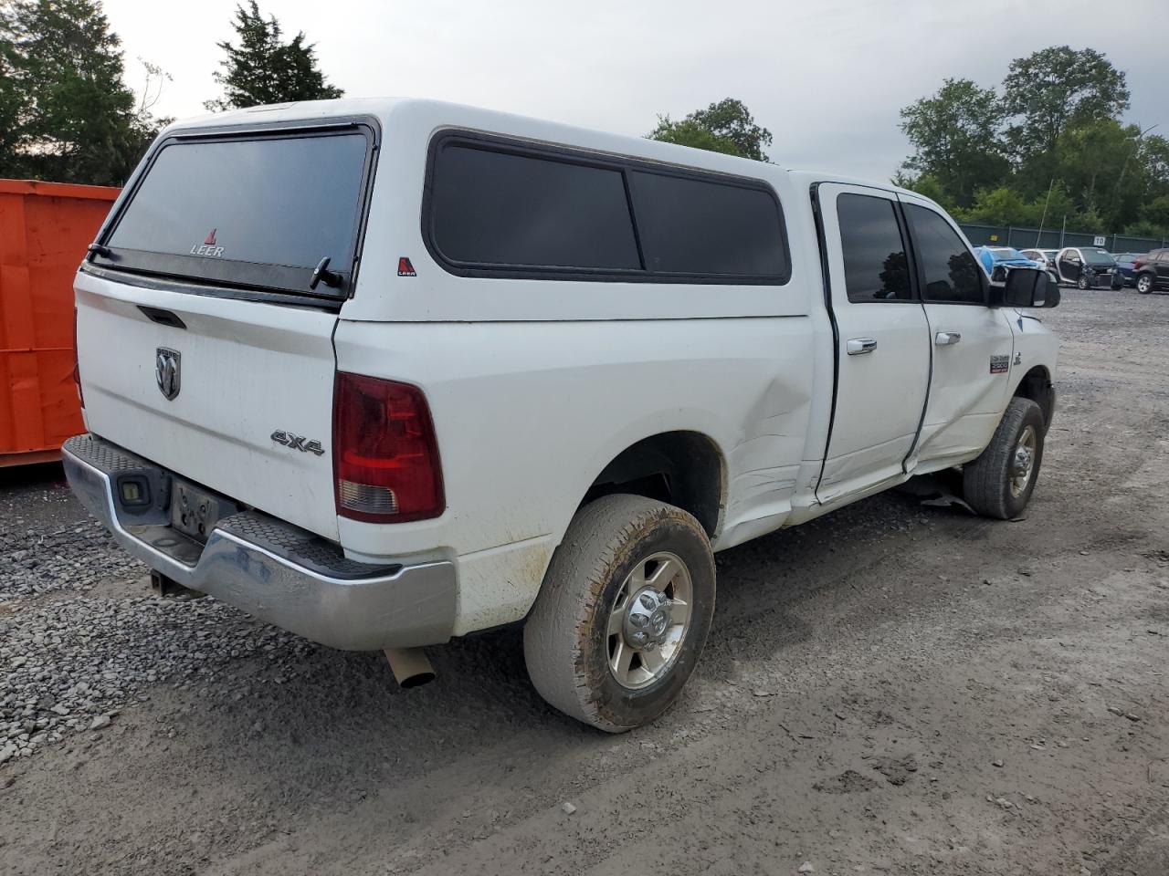 Photo 2 VIN: 3D7UT2CL9BG571694 - DODGE RAM 