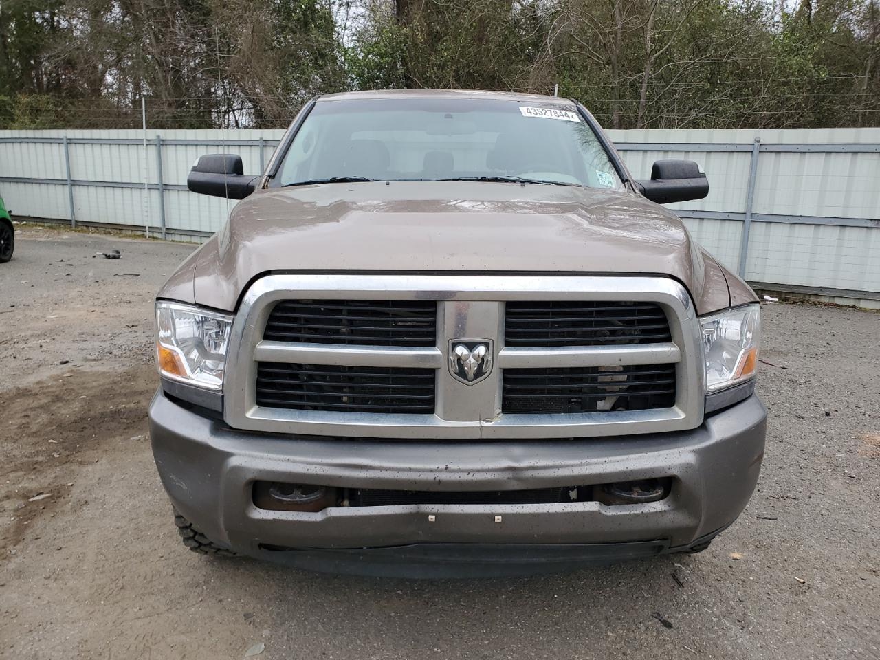 Photo 4 VIN: 3D7UT2CLXAG122295 - DODGE RAM 