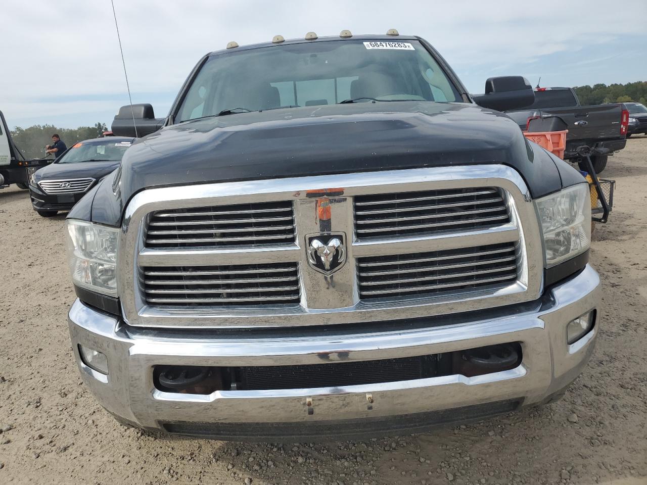 Photo 4 VIN: 3D7UT2CLXBG629540 - DODGE RAM 