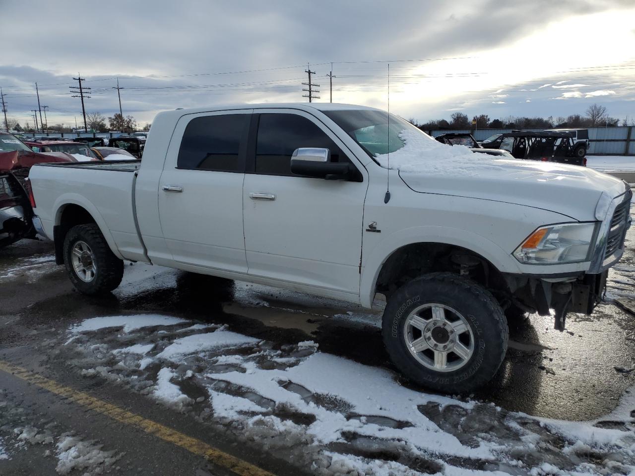 Photo 3 VIN: 3D7UT2HL0AG162362 - DODGE RAM 