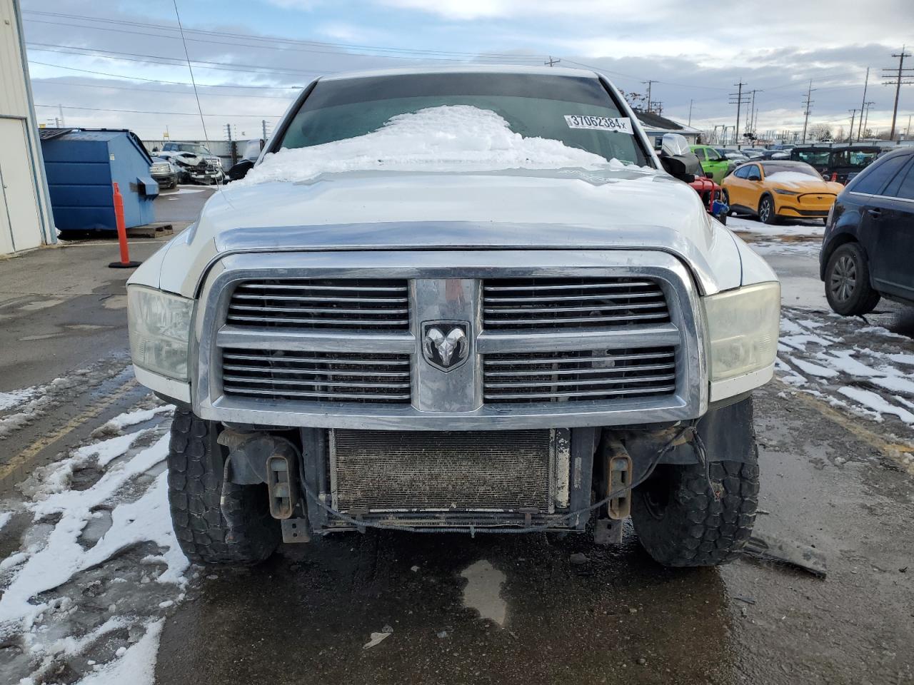 Photo 4 VIN: 3D7UT2HL0AG162362 - DODGE RAM 