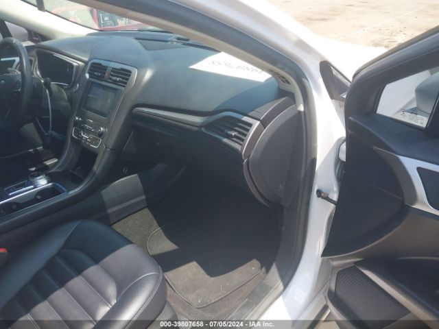 Photo 4 VIN: 3FA6P0CD2KR114529 - FORD FUSION 