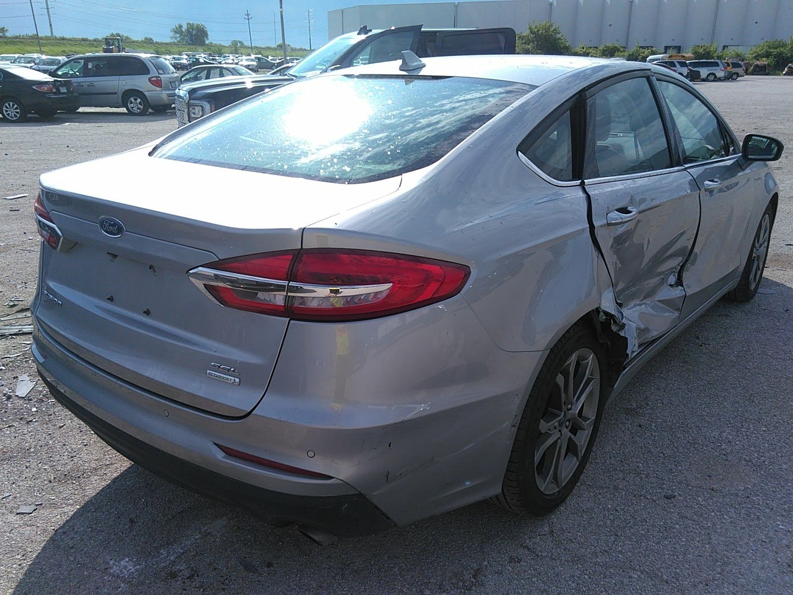 Photo 3 VIN: 3FA6P0CD3LR151882 - FORD FUSION FWD 4C 