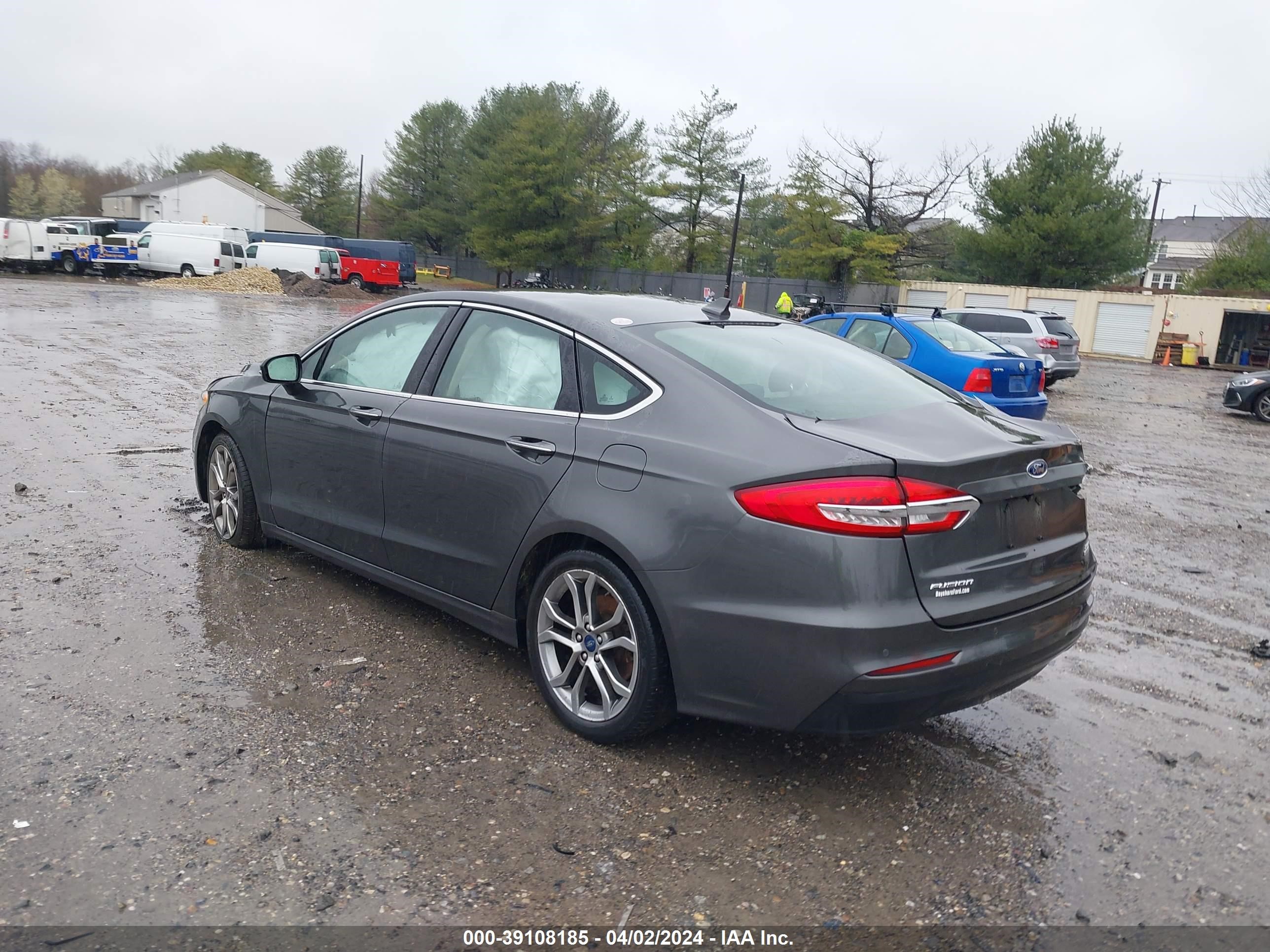 Photo 2 VIN: 3FA6P0CD5KR144799 - FORD FUSION 