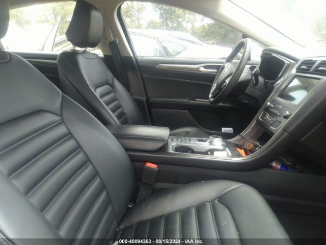 Photo 4 VIN: 3FA6P0CD7LR177563 - FORD FUSION 