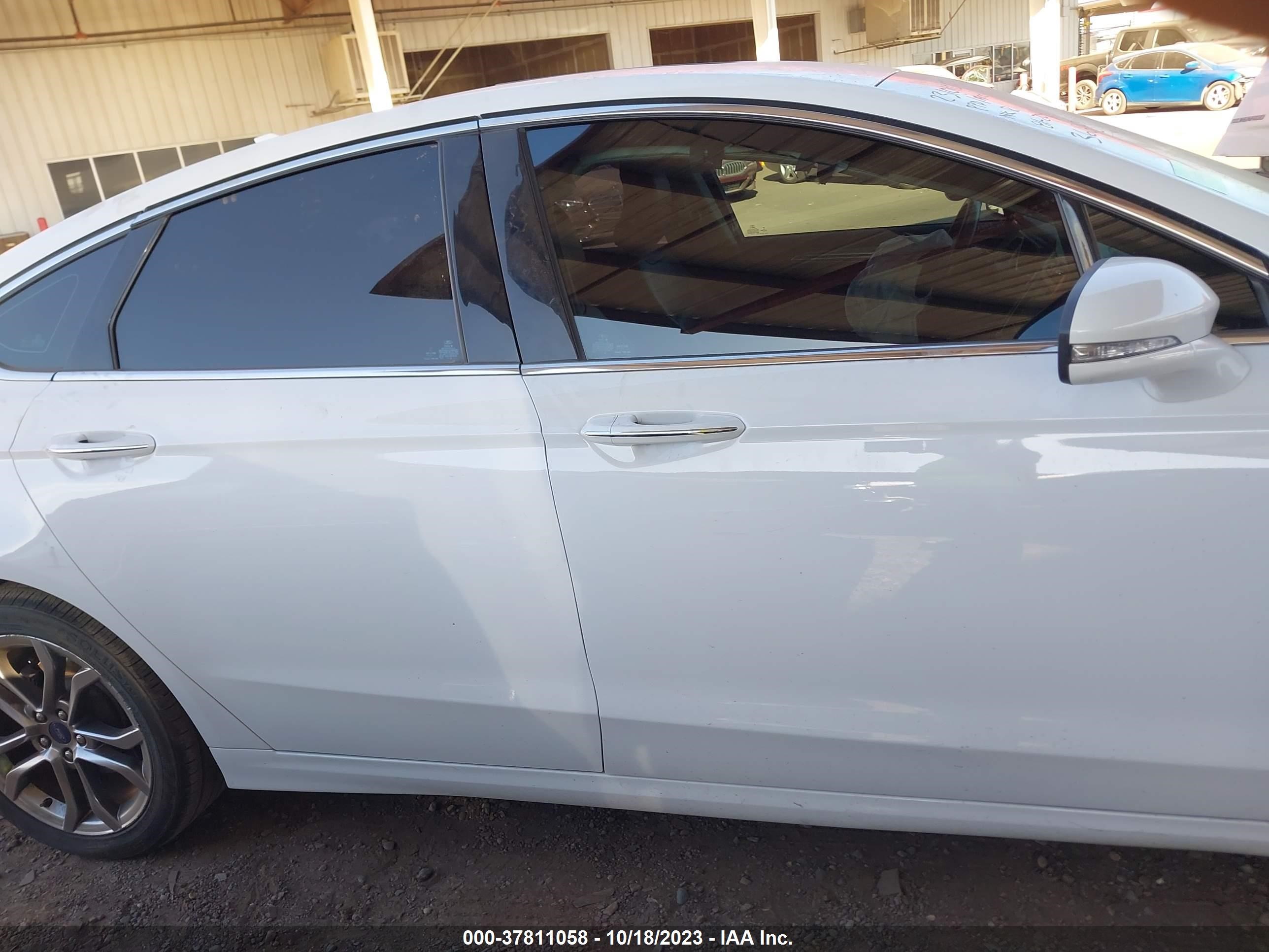 Photo 12 VIN: 3FA6P0CD8KR233668 - FORD FUSION 