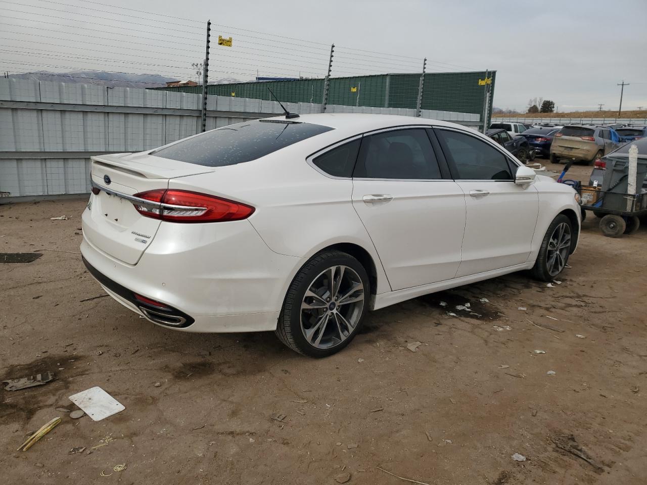 Photo 2 VIN: 3FA6P0D90HR247213 - FORD FUSION 