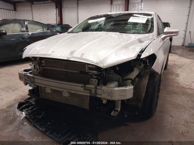 Photo 5 VIN: 3FA6P0D90JR138031 - FORD FUSION 