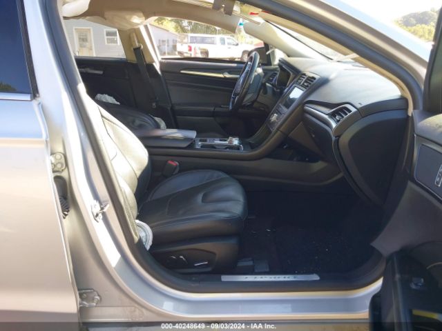 Photo 4 VIN: 3FA6P0D90KR152609 - FORD FUSION 