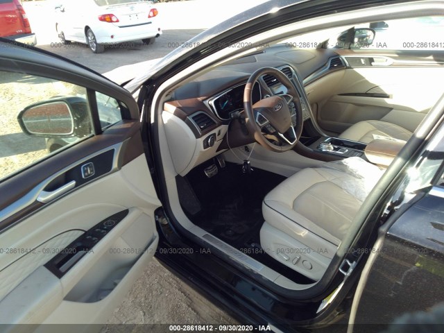 Photo 4 VIN: 3FA6P0D91HR179830 - FORD FUSION 