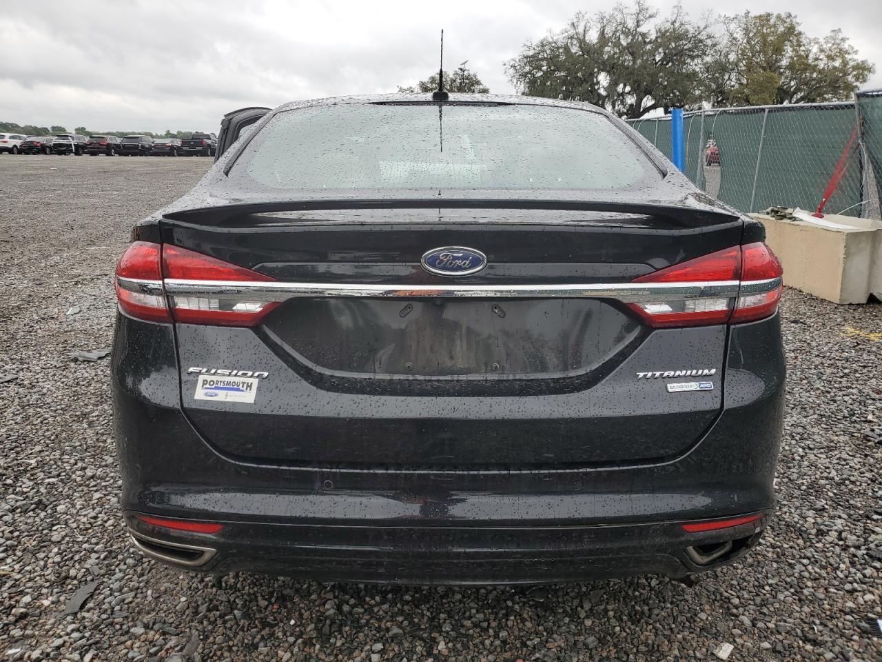 Photo 5 VIN: 3FA6P0D91JR187836 - FORD FUSION 