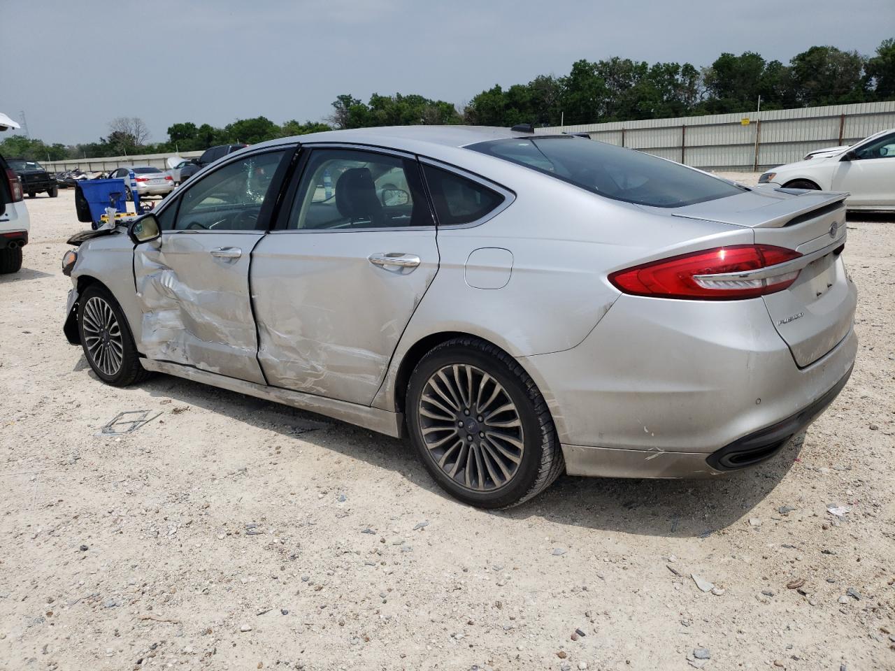 Photo 1 VIN: 3FA6P0D91JR225937 - FORD FUSION 