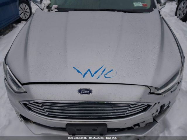 Photo 9 VIN: 3FA6P0D91JR247386 - FORD FUSION 