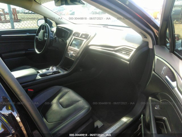 Photo 4 VIN: 3FA6P0D91KR152831 - FORD FUSION 