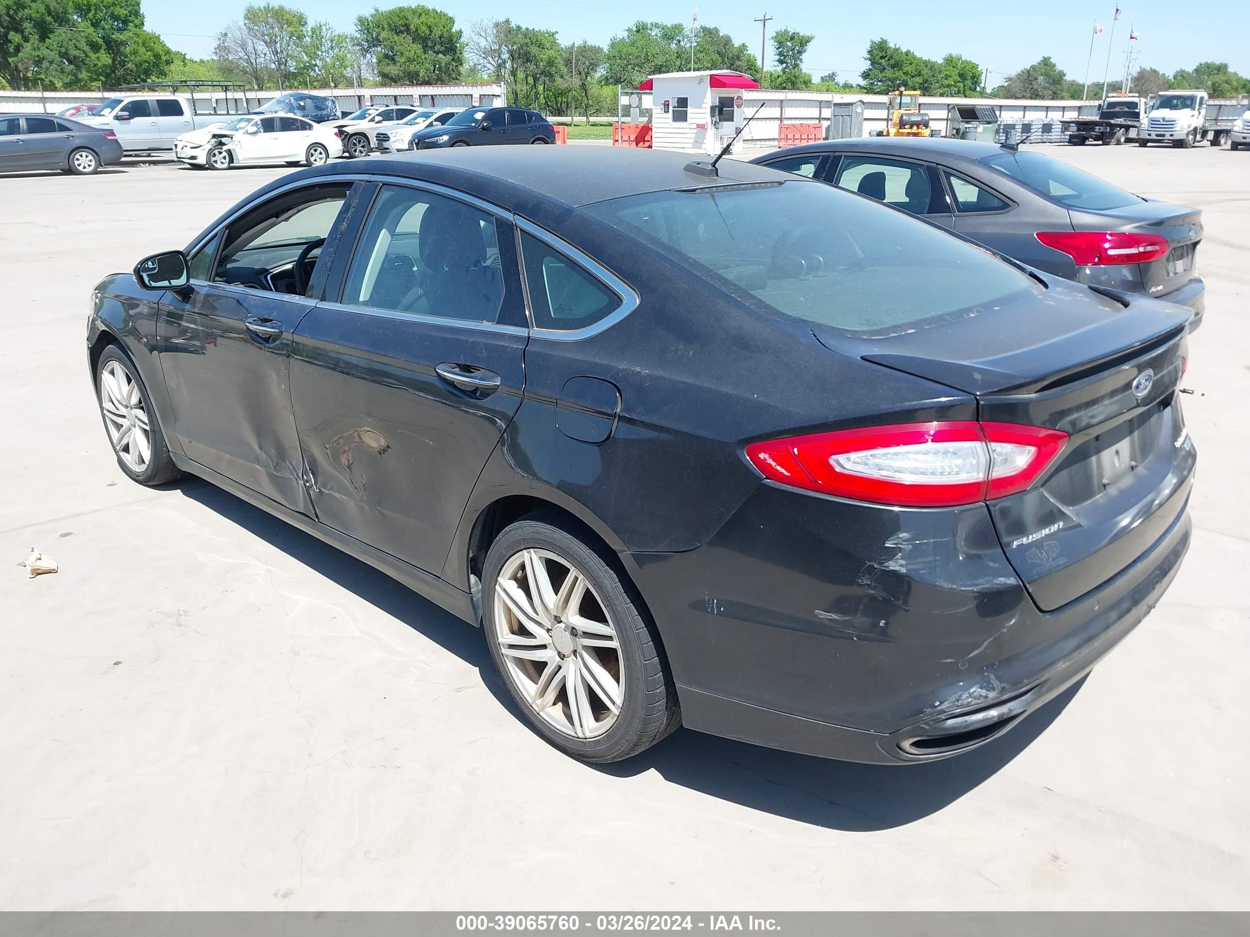 Photo 2 VIN: 3FA6P0D93DR103360 - FORD FUSION 