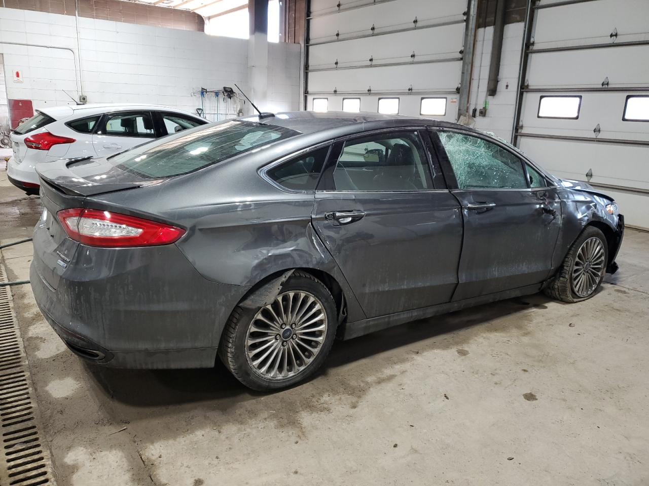 Photo 2 VIN: 3FA6P0D93GR181450 - FORD FUSION 