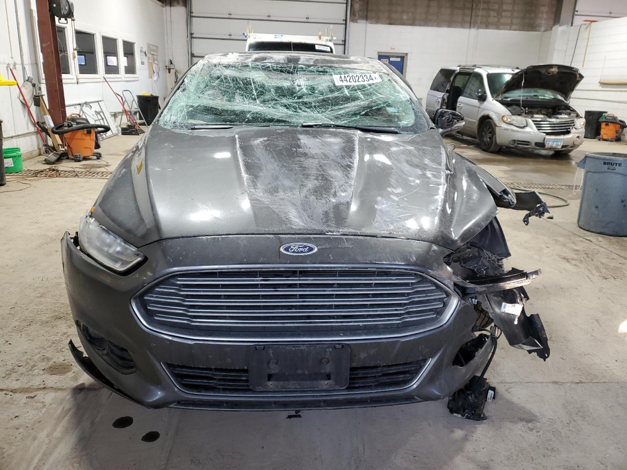 Photo 4 VIN: 3FA6P0D93GR181450 - FORD FUSION 