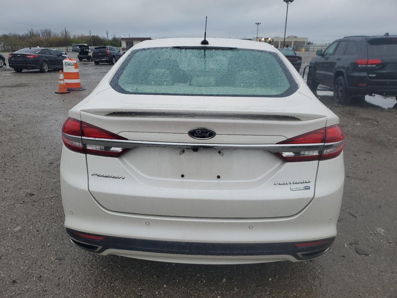 Photo 5 VIN: 3FA6P0D93HR251675 - FORD FUSION 